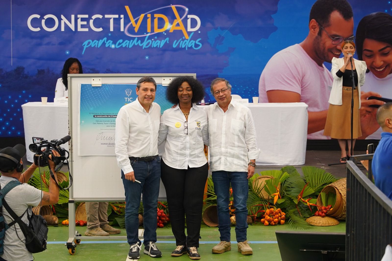 Alcaldesa de Buenaventura resalta el compromiso del Presidente de la República en su visita al puerto