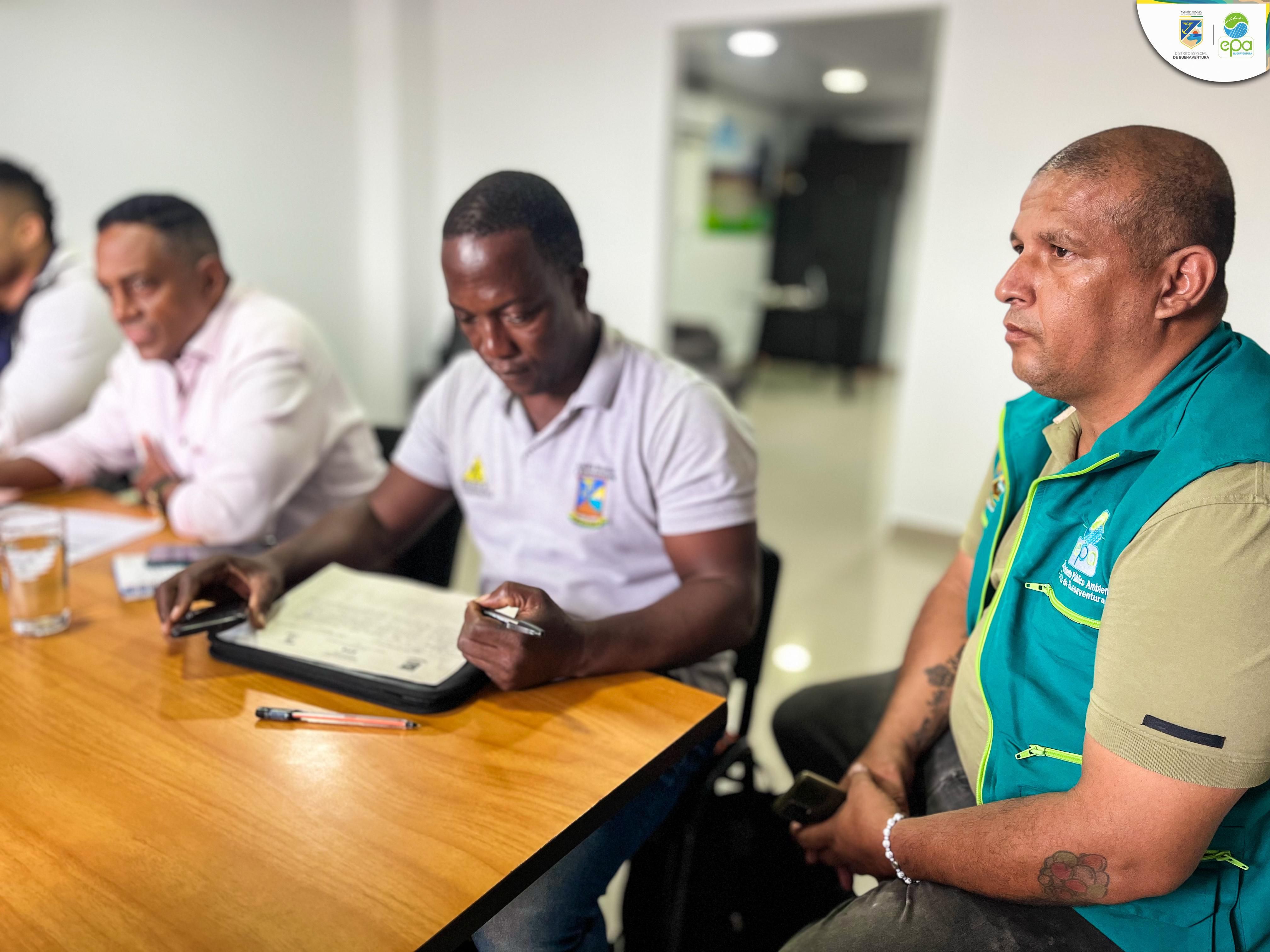 El EPA promueve acciones ambientales conjuntas para restaurar la quebrada La Chanflana en Buenaventura