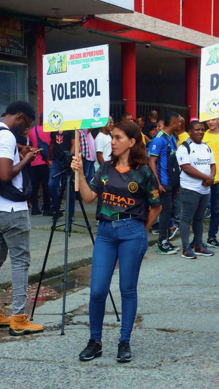 Se enciende la llama de los Juegos Deportivos y Recreativos Internos 2024 de la Alcaldía de Buenaventura