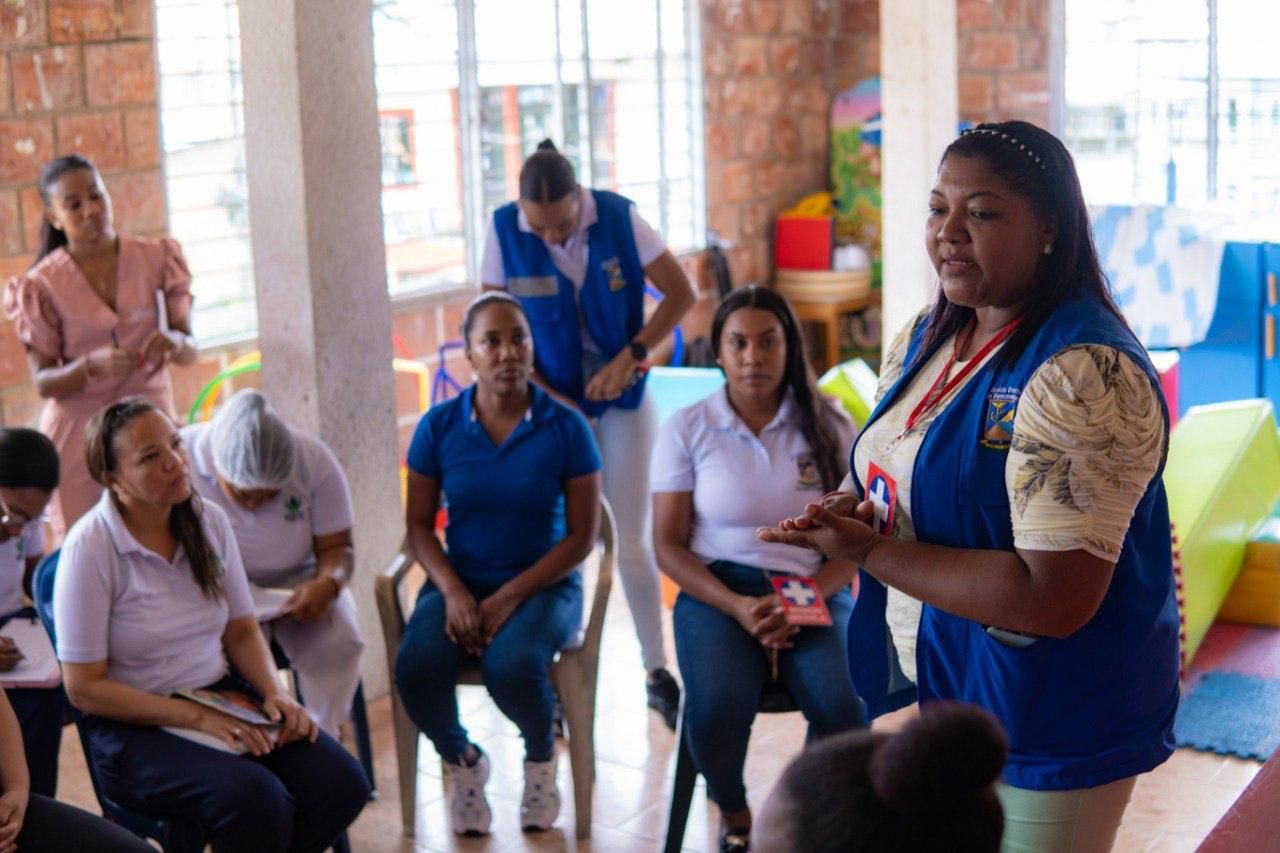 Secretaría de Salud y el ICBF unen fuerzas para proteger a los niños de Buenaventura de la tuberculosis