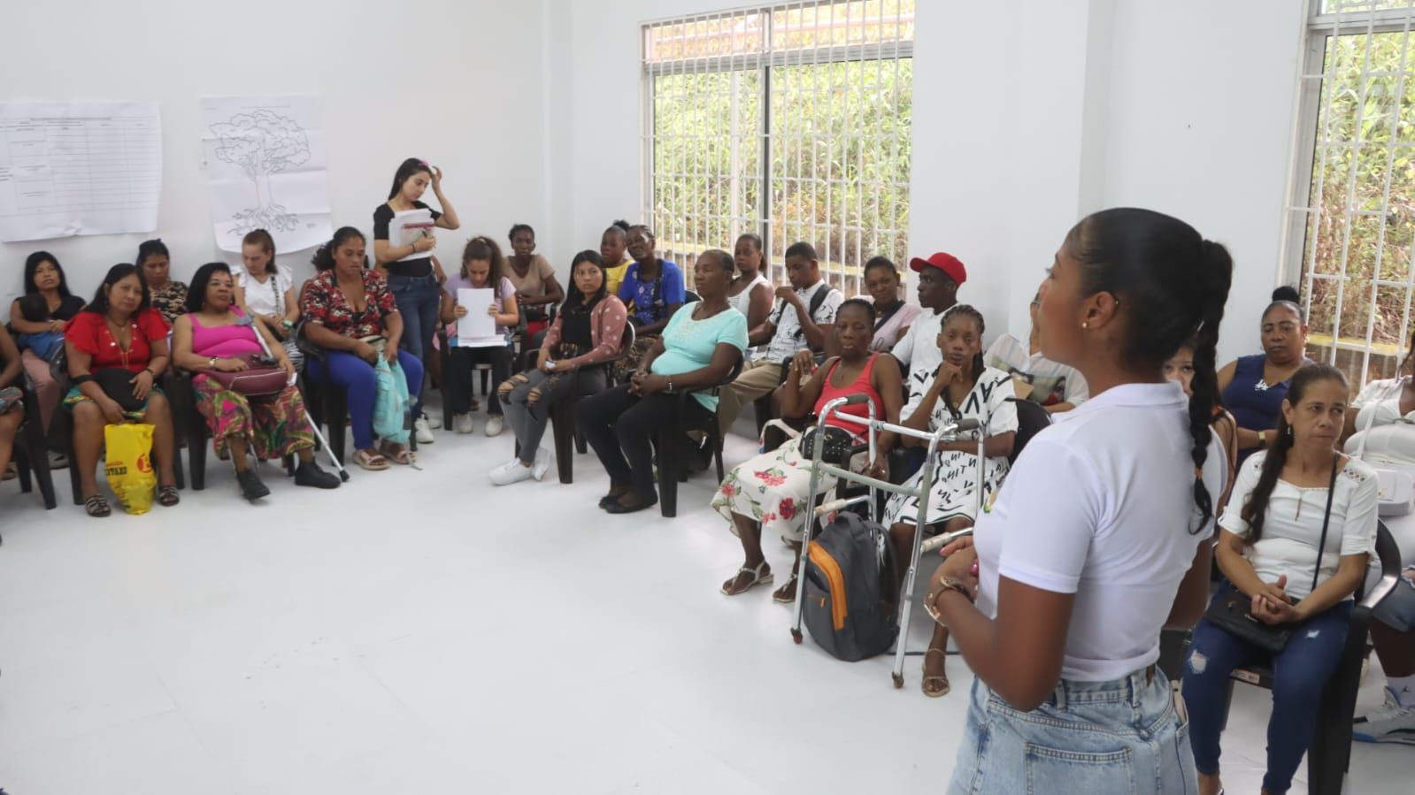 Avanzan los talleres de actualización de la política pública de mujeres en Buenaventura