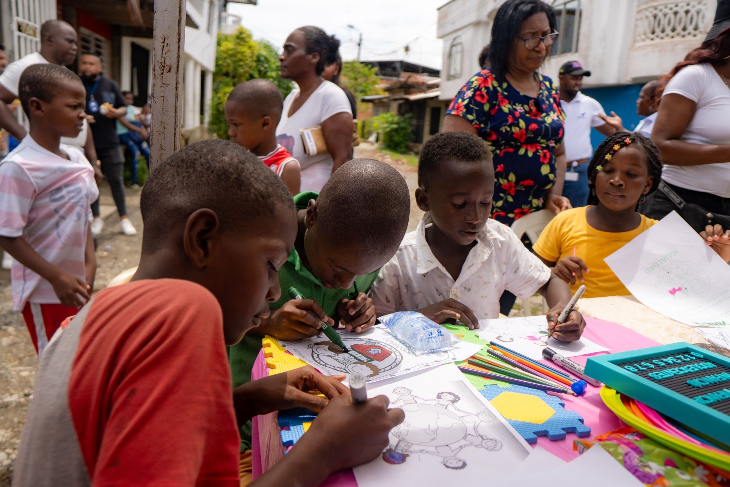 Secretaría de Convivencia participa en la oferta de servicios en el barrio San Francisco