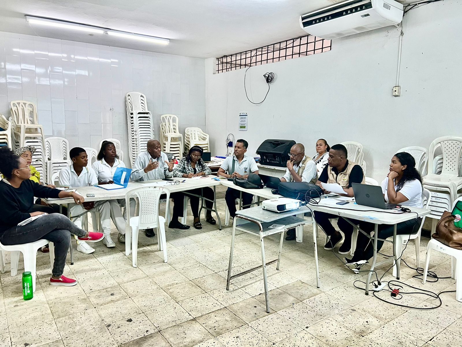Secretaría de Etnoeducación brinda apoyo para fortalecer Comités de Convivencia Escolar y actualizar sus Manuales de Convivencia