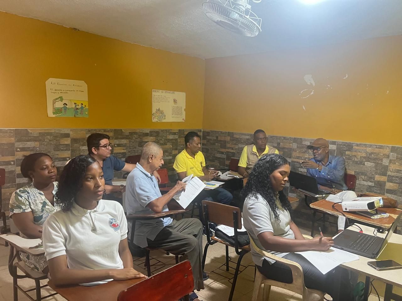 Secretaría de Etnoeducación brinda apoyo para fortalecer Comités de Convivencia Escolar y actualizar sus Manuales de Convivencia