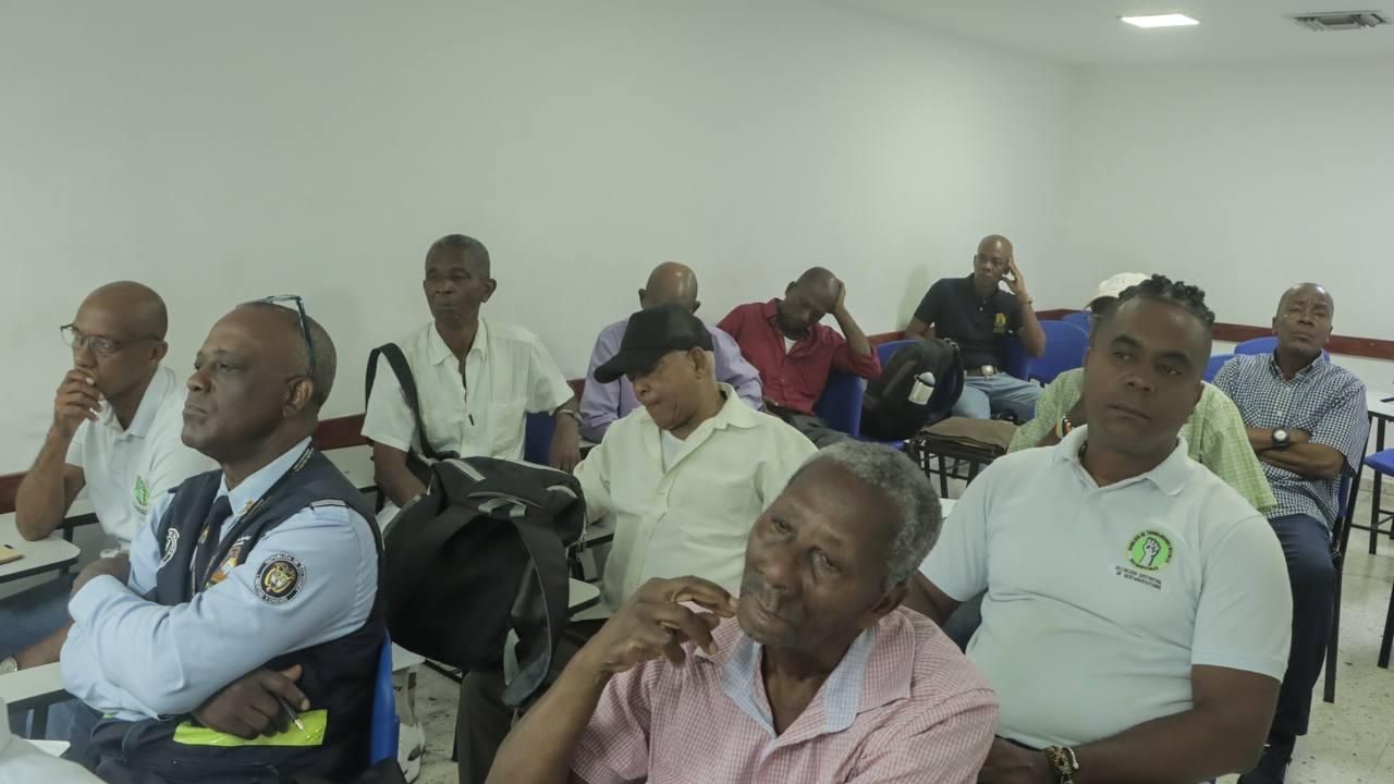 Alcaldía de Buenaventura presentó informe de la Ley 550 a Sindicatos quienes respaldaron y avalaron los avances