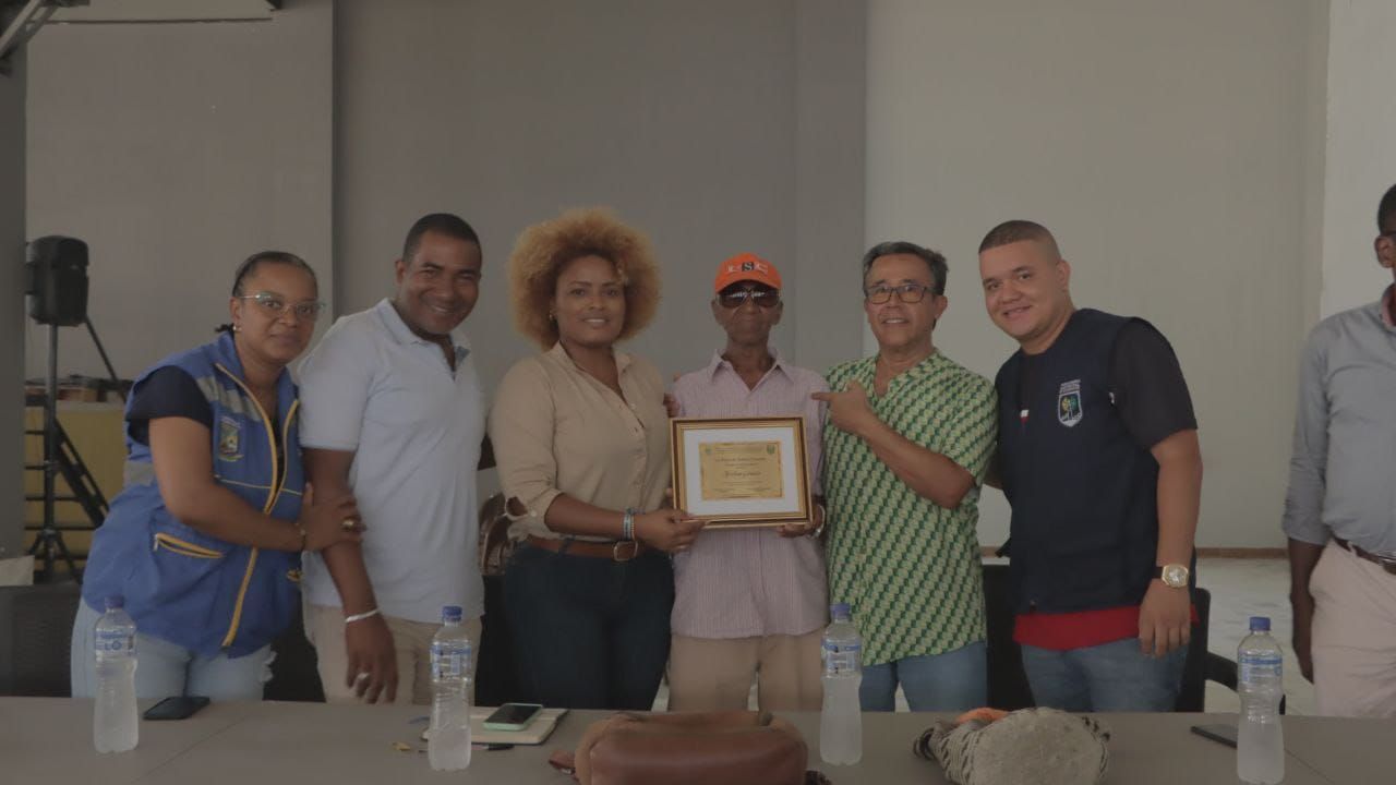 Jóvenes de Buenaventura se suman a la construcción de la paz