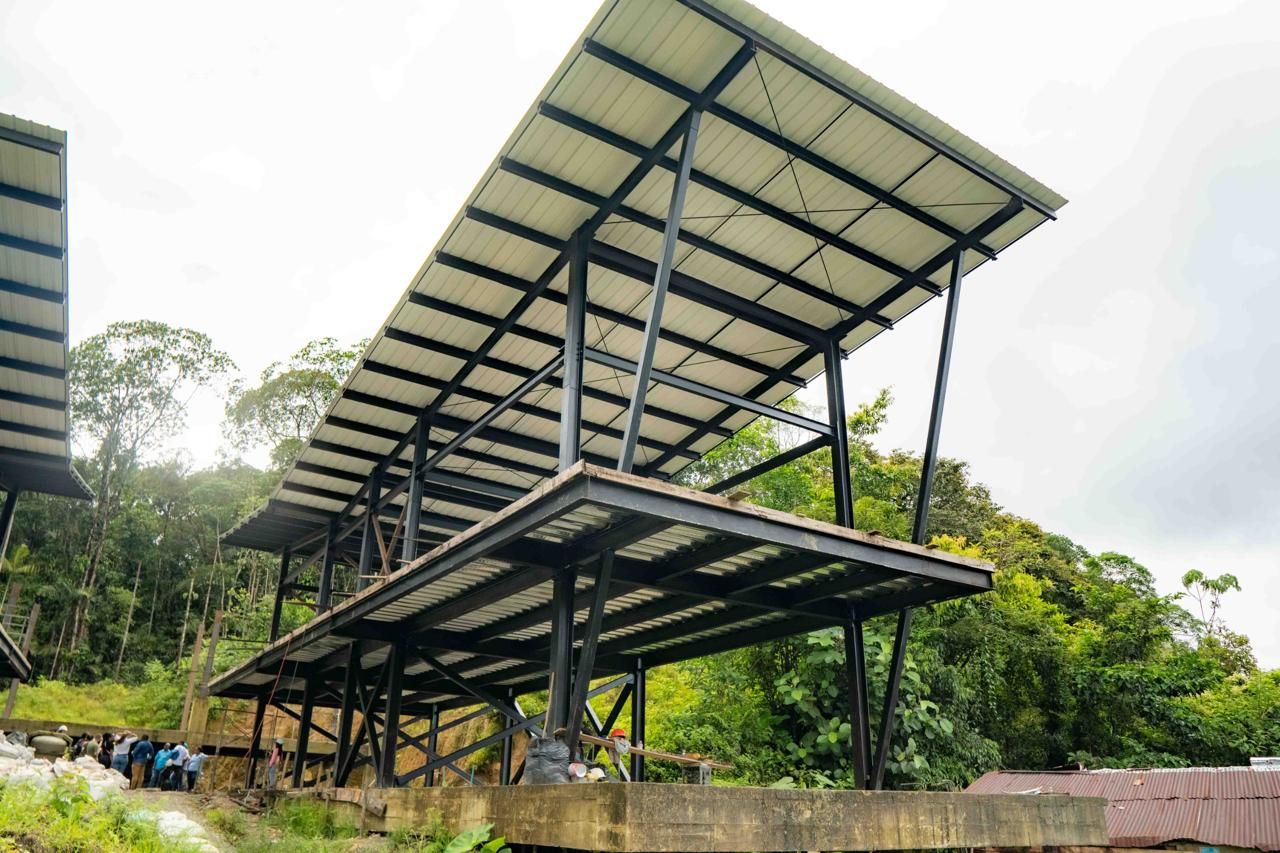 Dirección Técnica de Cultura y funcionarios del Ministerio visitan la construcción de la Casa de la Cultura en San Cipriano