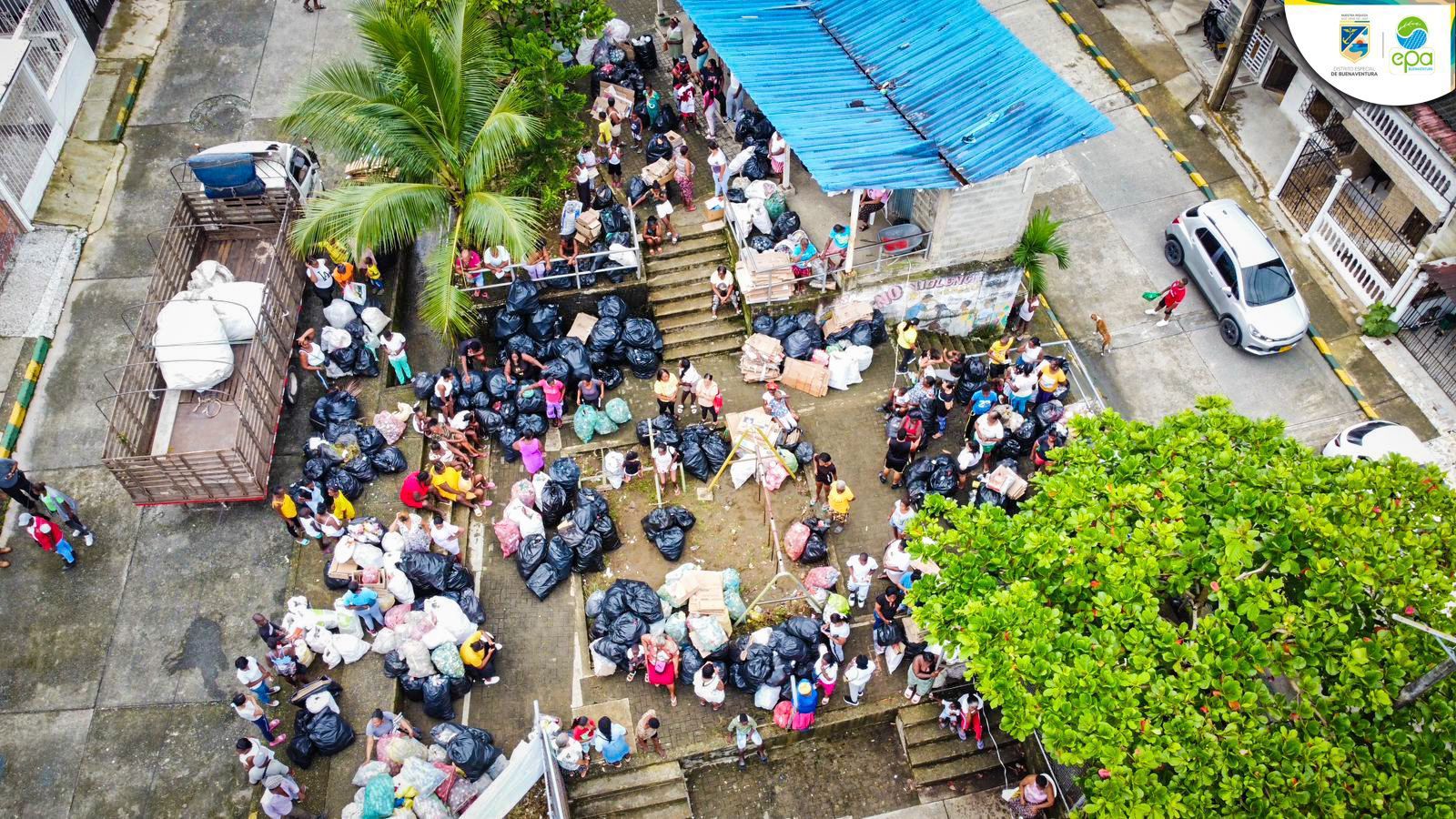 Sexta versión del Biotrueque permitió el intercambio de 10 toneladas de residuos sólidos por alimentos en Buenaventura