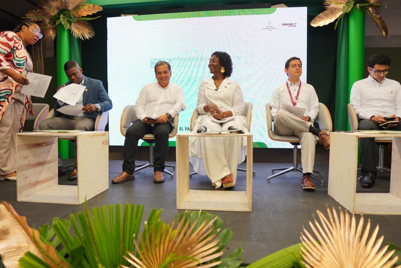 Buenaventura celebra el Día Internacional del Turismo con proyectos para la sostenibilidad y apoyo a artesanos