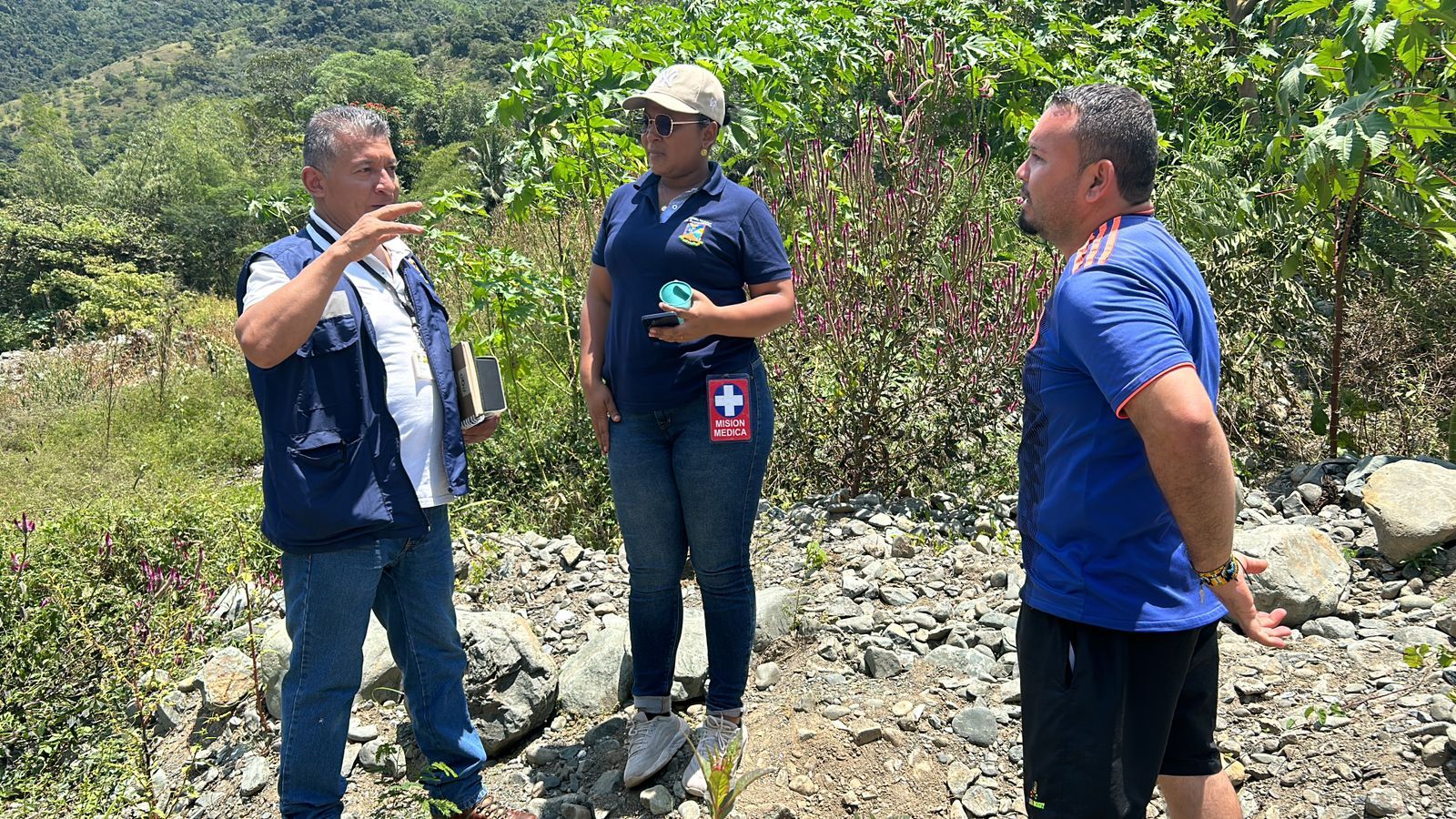 Secretaría de Salud Distrital continúa verificación del estado de las aguas de quebradas y ríos tras derrame de ácido clorhídrico