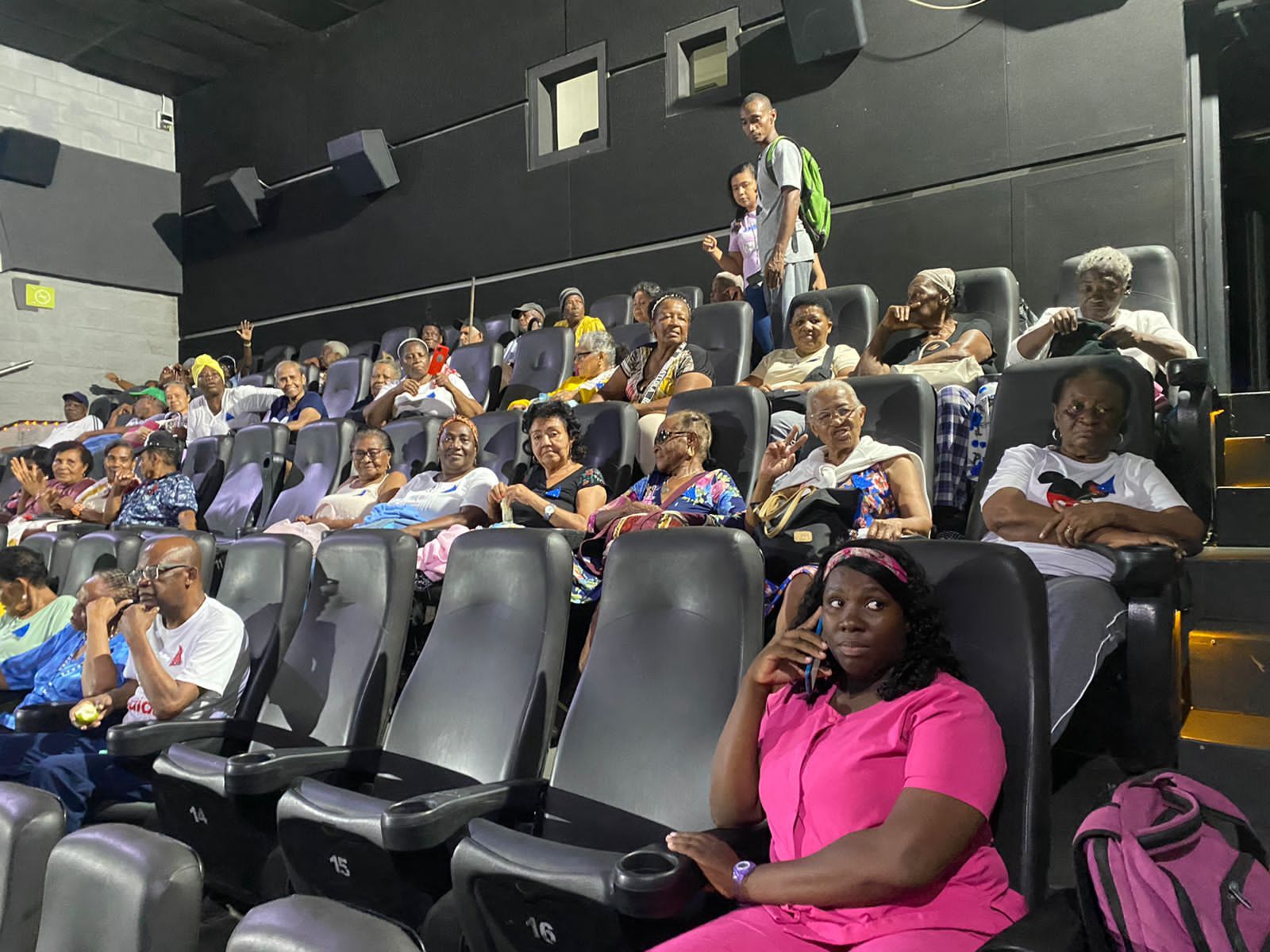 Con diversas actividades lúdicas y recreativas, adultos mayores conmemoran día en Buenaventura