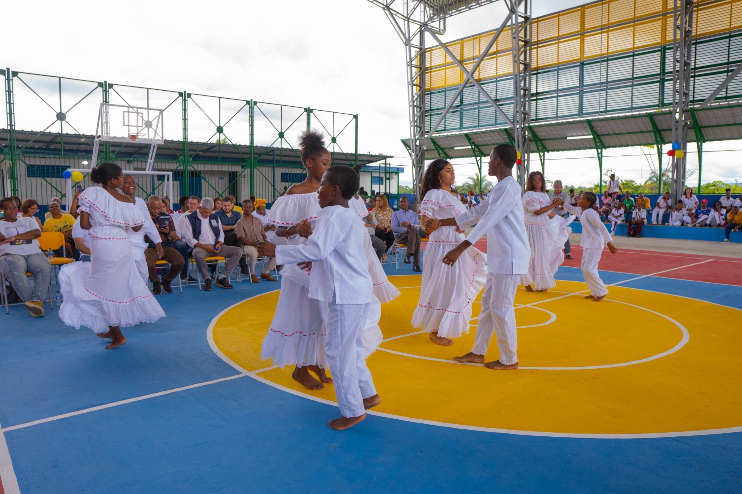 Buenaventura cuenta con un nuevo polideportivo amigable con el medio ambiente