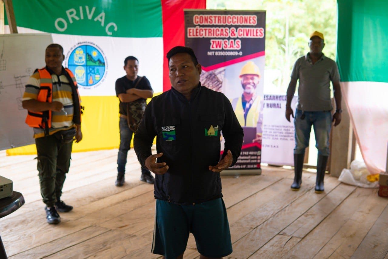 Buenaventura implementa sistema de energía solar fotovoltaica para fortalecer la electrificación de comunidades indígenas en Chamapuro