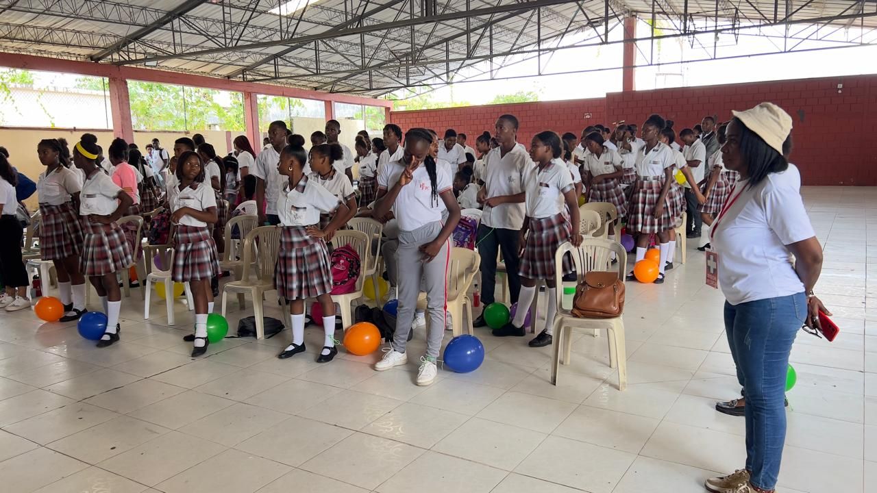 La Secretaría de Salud del Distrito inaugura el Programa Zona de Orientación Escolar (ZOE) para fortalecer la salud mental de los estudiantes de Buenaventura.