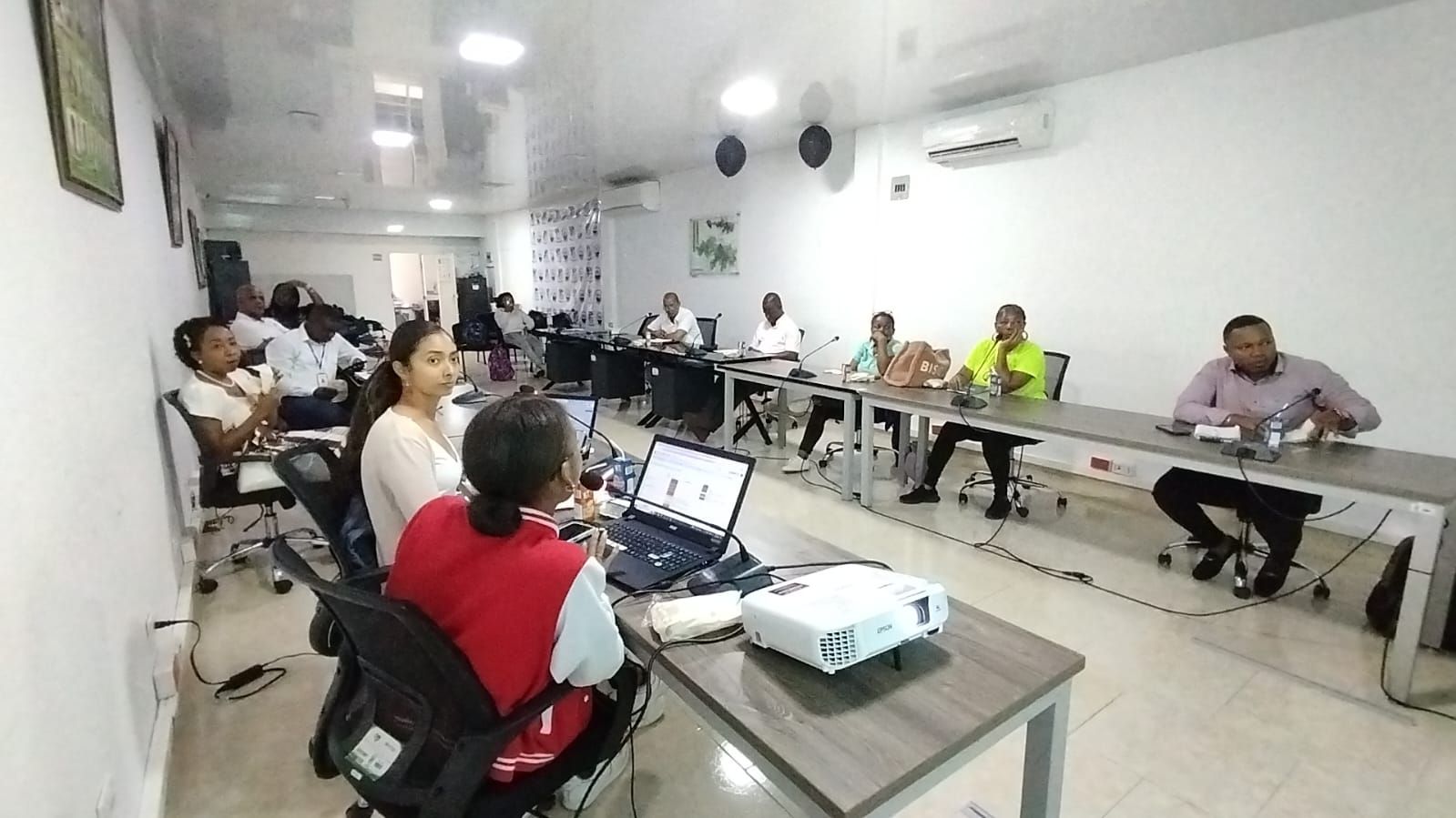 Se adelantó en Buenaventura la segunda Mesa de Inclusión Municipal y se establecieron compromisos para fortalecer el programa de Renta Ciudadana