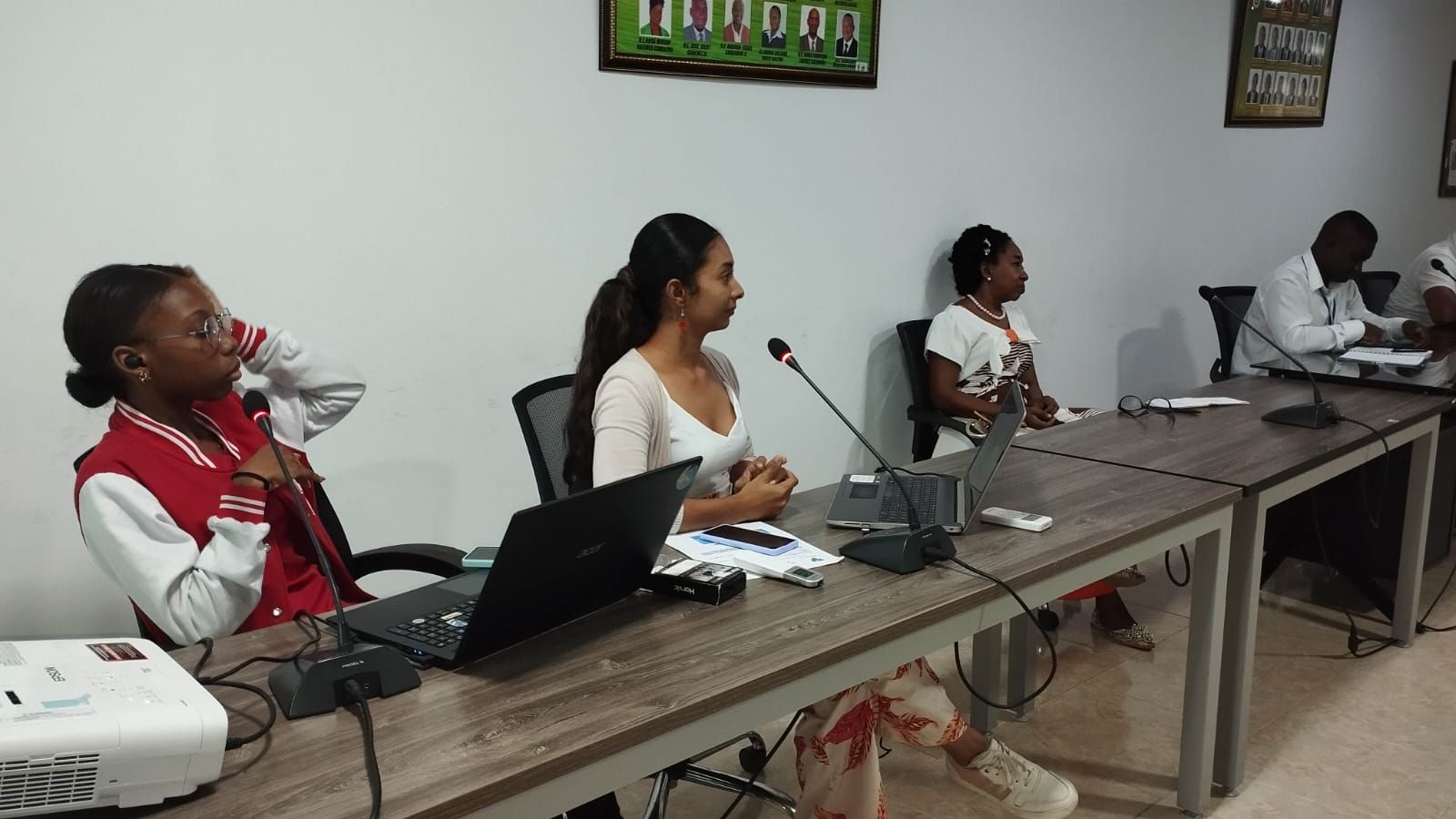 Se adelantó en Buenaventura la segunda Mesa de Inclusión Municipal y se establecieron compromisos para fortalecer el programa de Renta Ciudadana