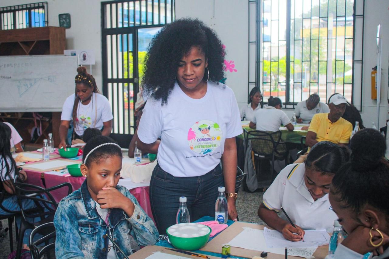 Jóvenes bonaverenses muestran su talento en el concurso de pintura estudiantil ‘Ancestralidad y Territorio´