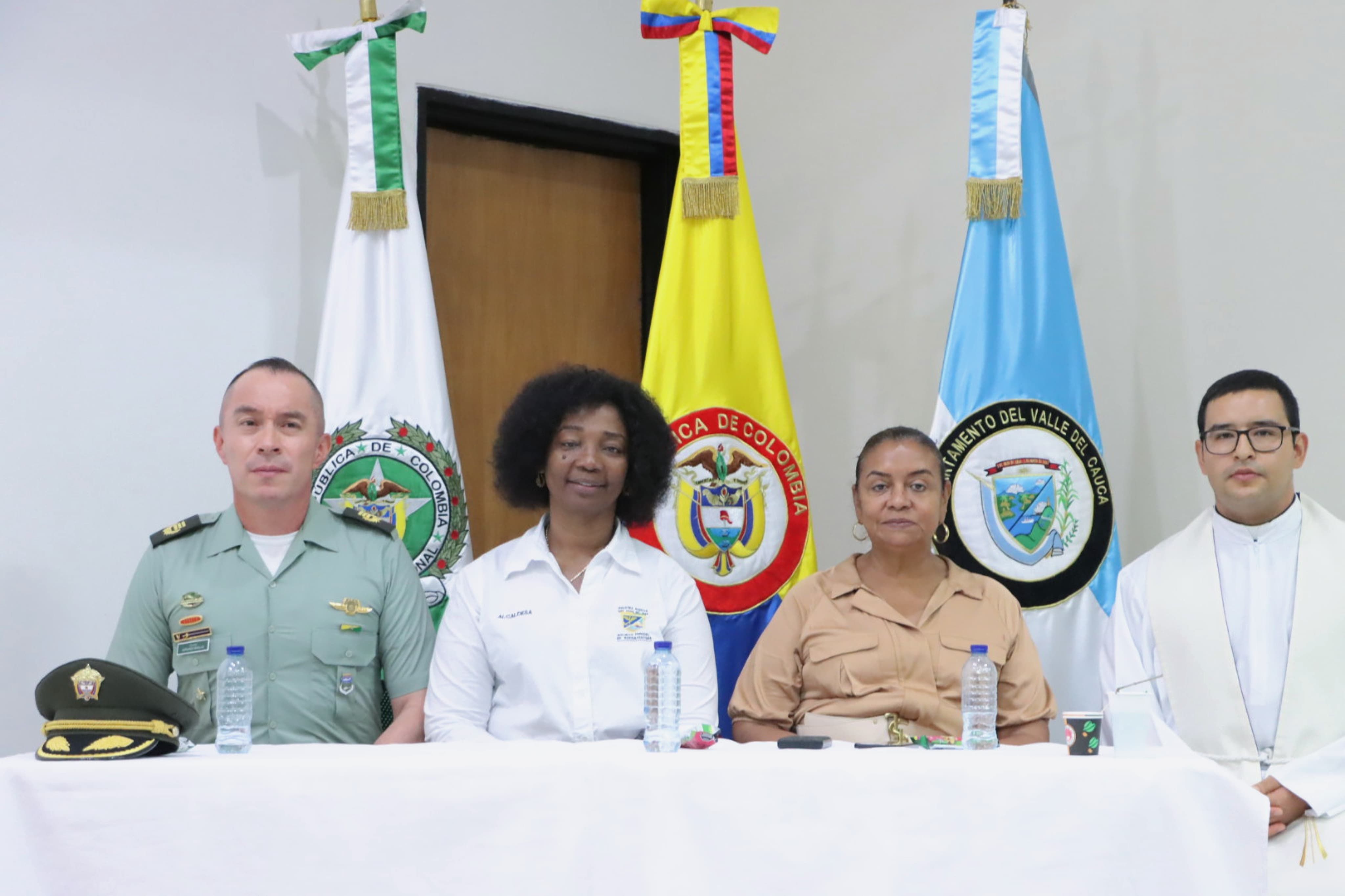 La Alcaldía de Buenaventura honra a la Policía por sus 133 años de dedicación al servicio comunitario