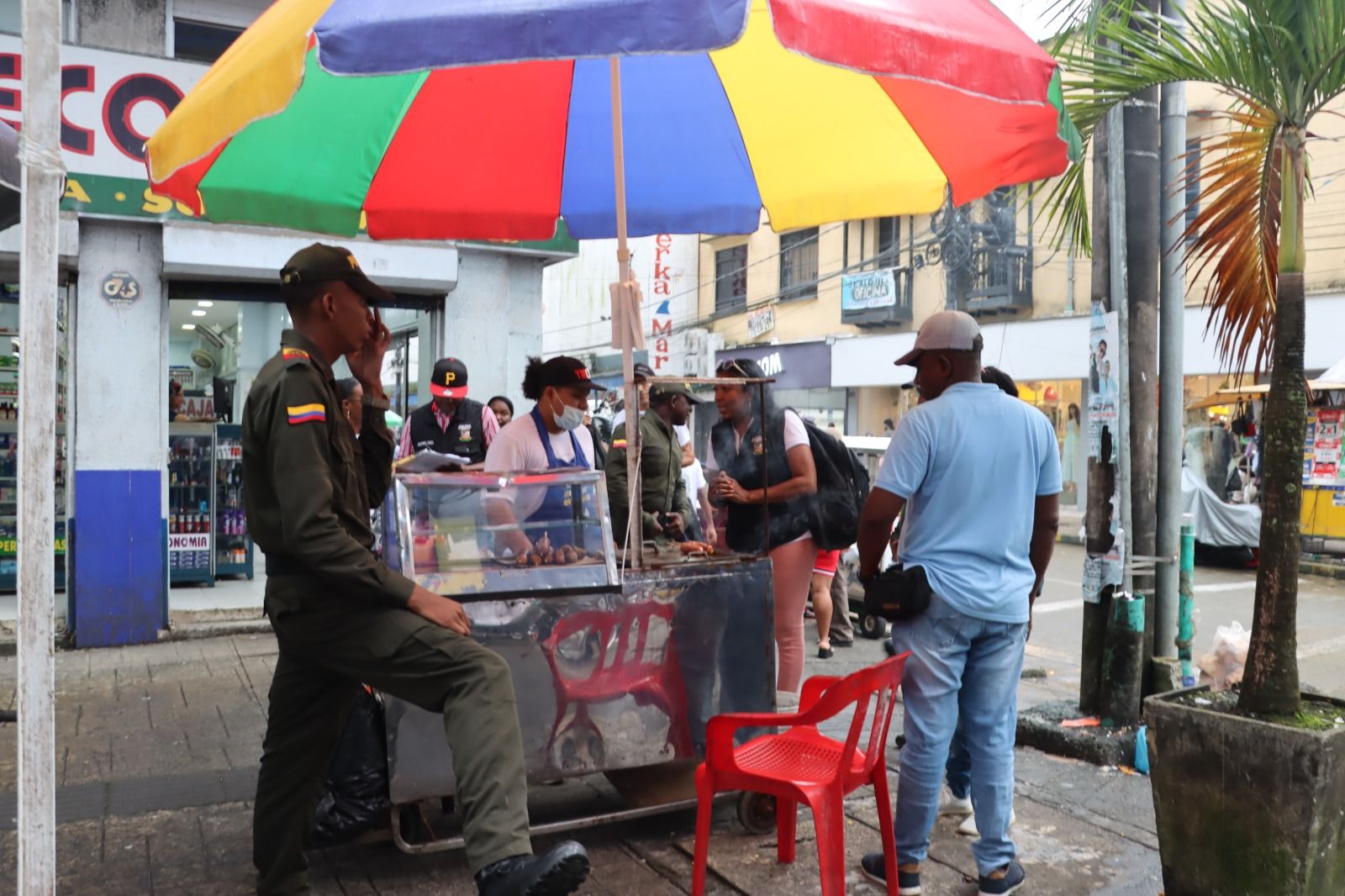 Alcaldía de Buenaventura realiza operativos para recuperar el espacio público durante las festividades navideñas