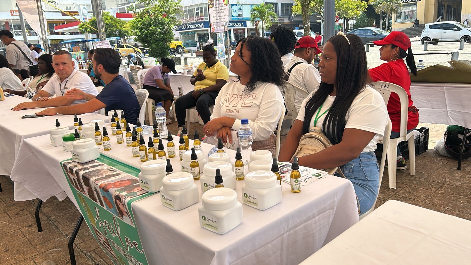 Alcaldía destaca el talento local en la exitosa Feria de Emprendimiento 2024