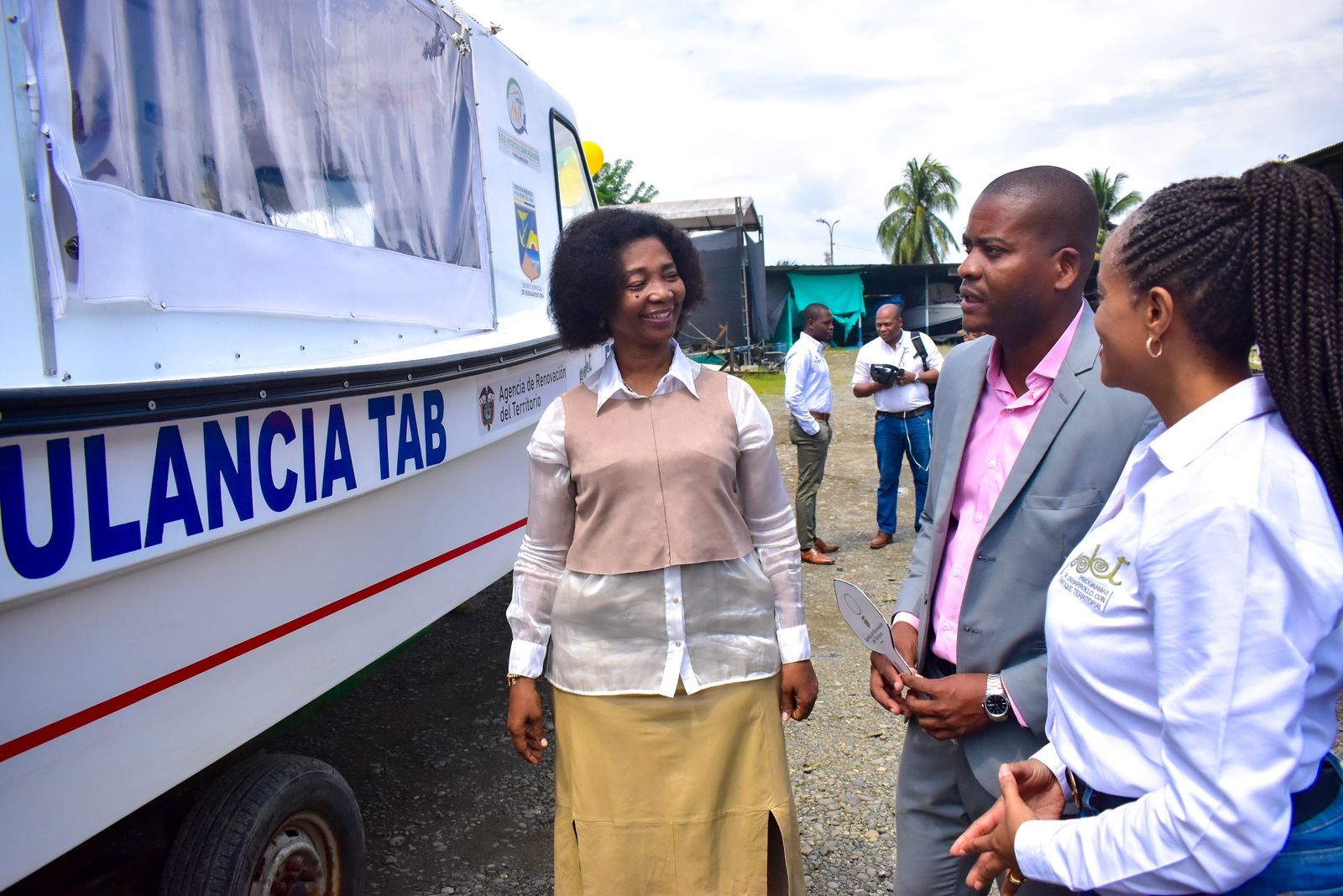 Buenaventura avanza en salud: Llegan dos lanchas ambulancias para comunidades rurales