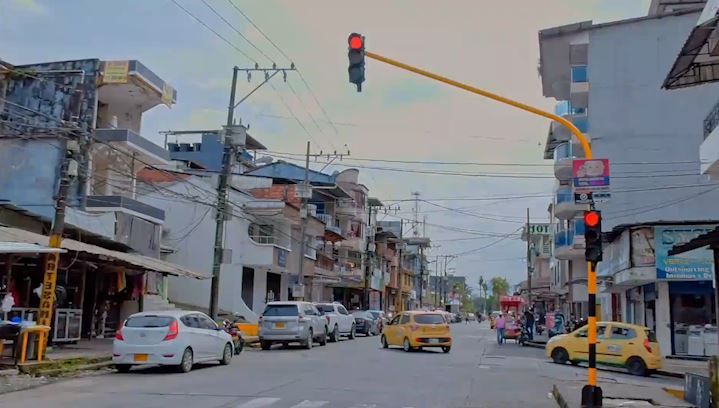 Semáforos inteligentes llegan a Buenaventura para mejorar la movilidad