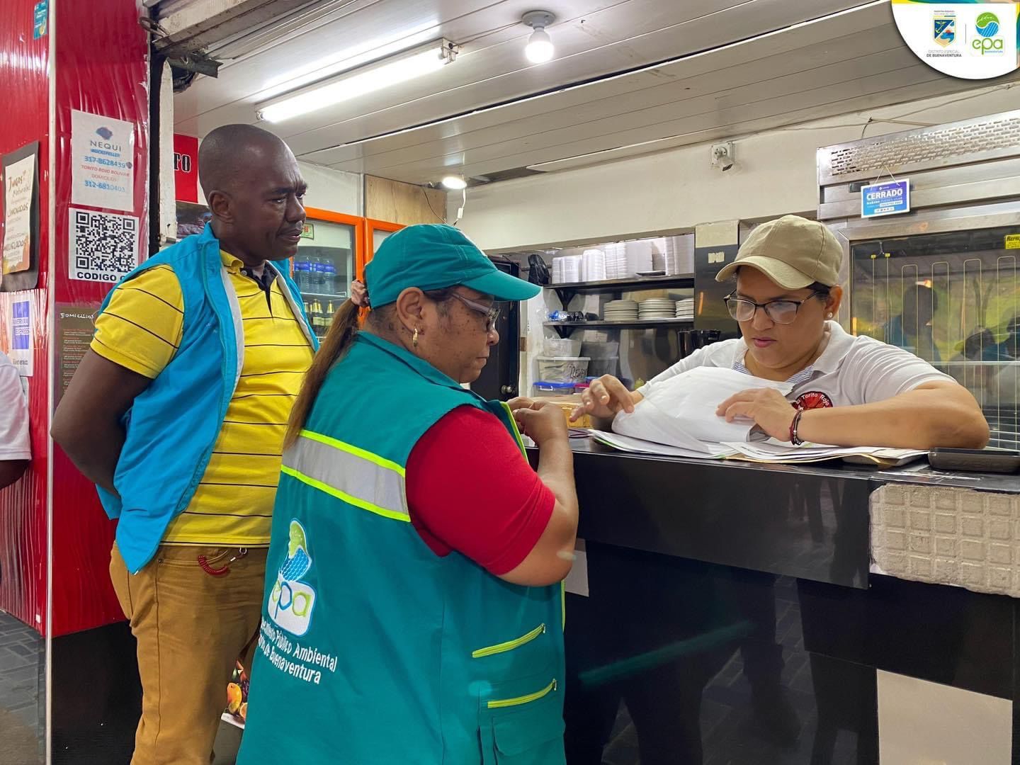 Más de 500 personas y 200 negocios mejoran la gestión de residuos en Buenaventura