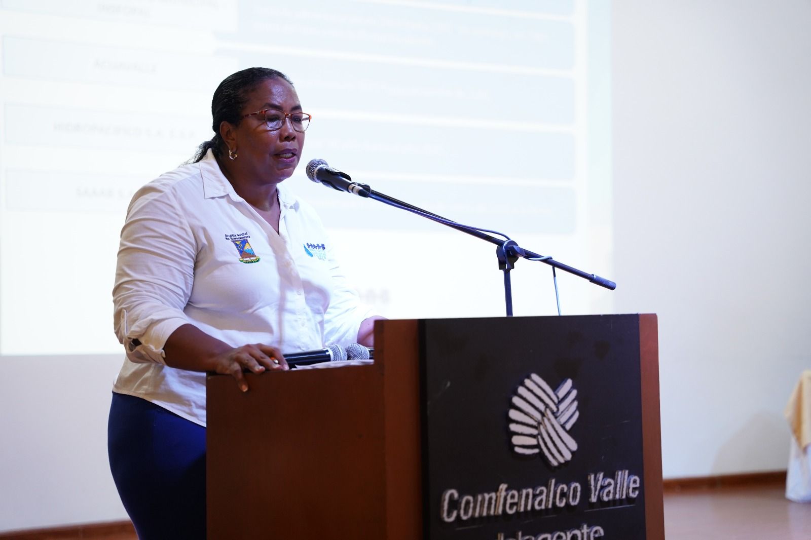 En la Audiencia Pública del Agua en Buenaventura, se presentaron avances y propuestas para solucionar la prestación del servicio de agua