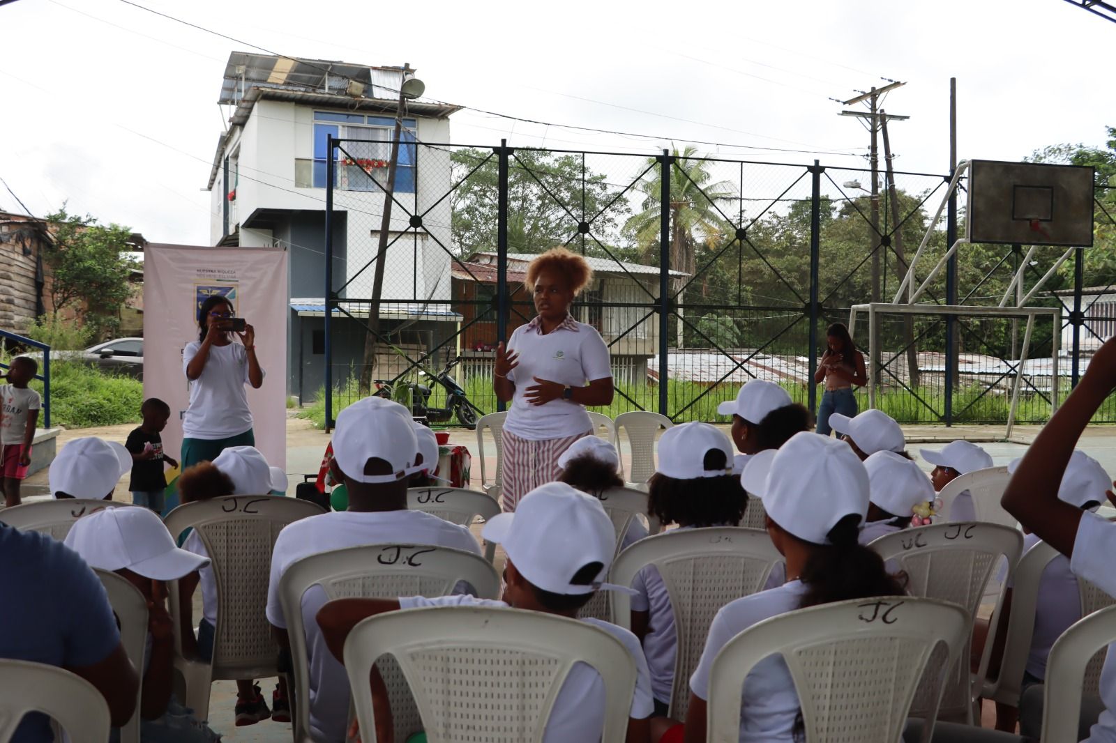 Lanzamiento de la estrategia "Semillas de Paz" para promover la sana convivencia en el Distrito de Buenaventura