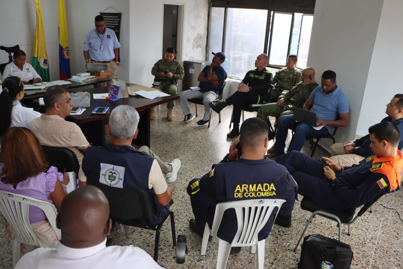 En Consejo de Seguridad de Buenaventura se planifican estrategias para fortalecer la seguridad del Distrito en 2025"