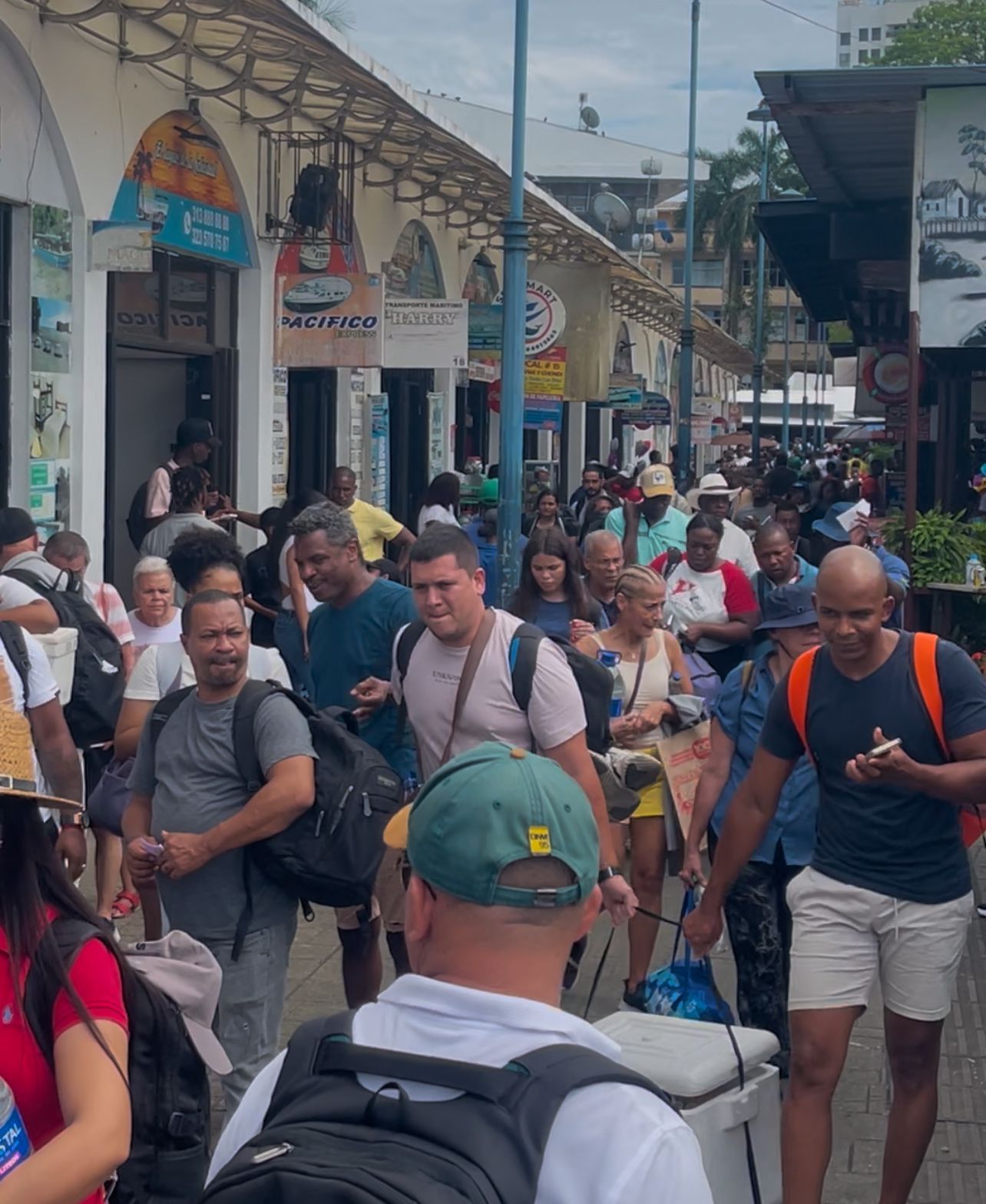 Más de 31.000 turistas visitaron Buenaventura a inicios del año 2025, consolidándose como un destino turístico clave en la región