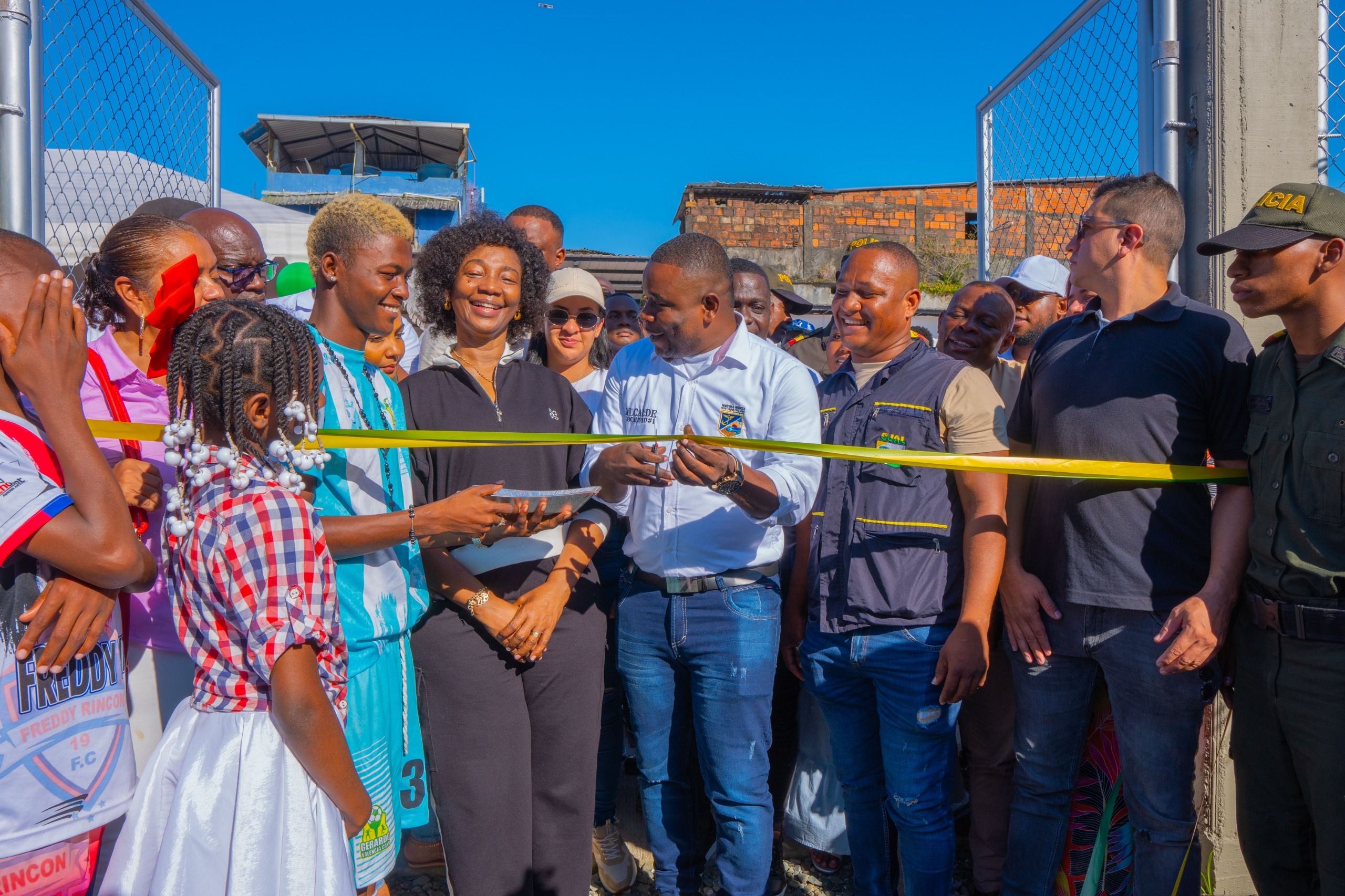 Nuevo complejo deportivo en el barrio Alfonso López Pumarejo fomenta el deporte y la convivencia en Buenaventura