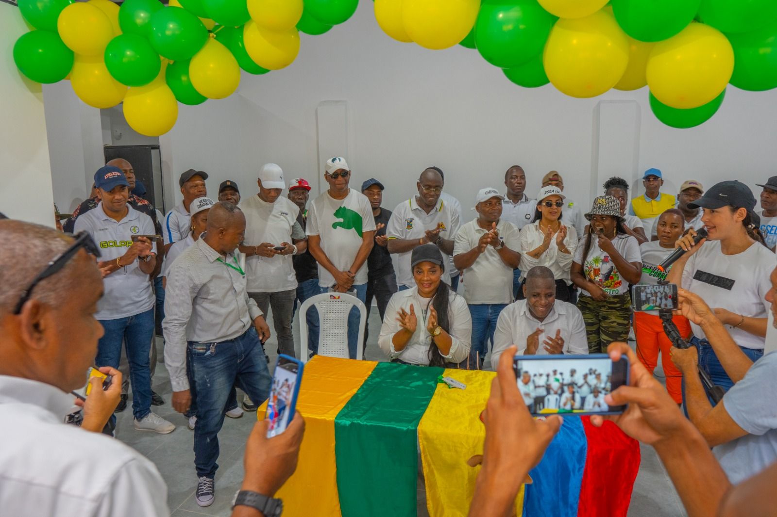 Alcaldía Distrital entregó 11 casetas comunales renovadas, fortaleciendo el tejido social de Buenaventura