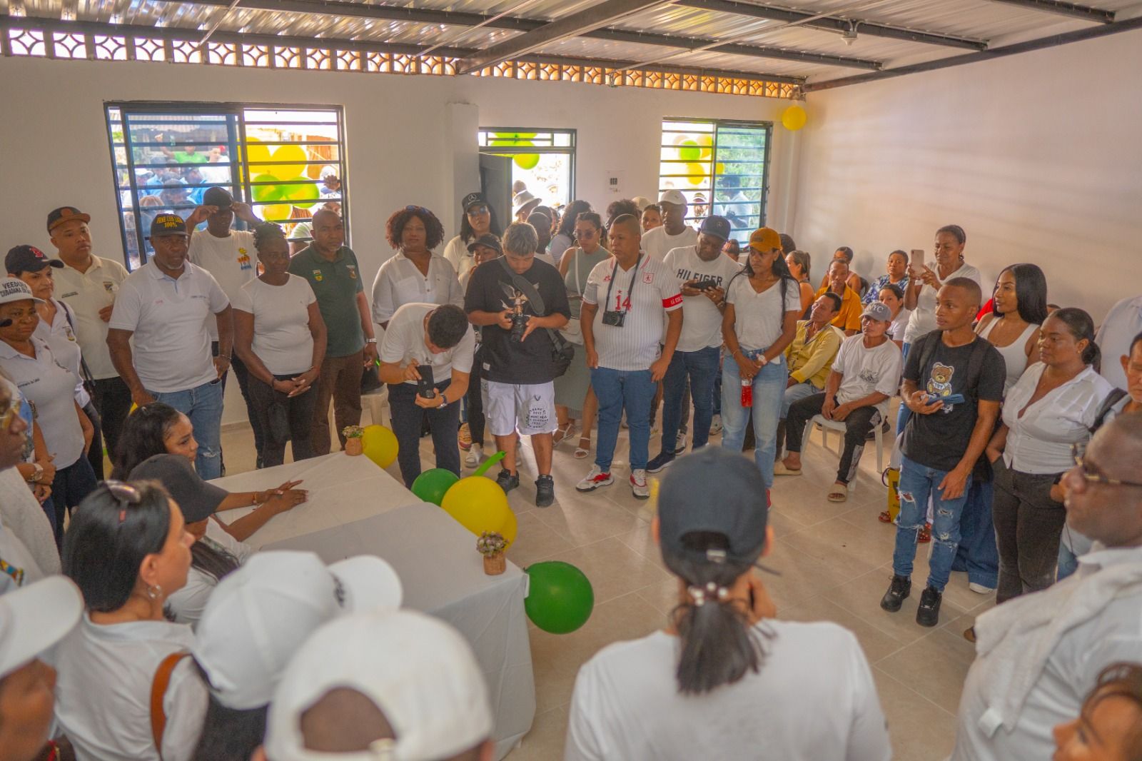 Alcaldía Distrital entregó 11 casetas comunales renovadas, fortaleciendo el tejido social de Buenaventura