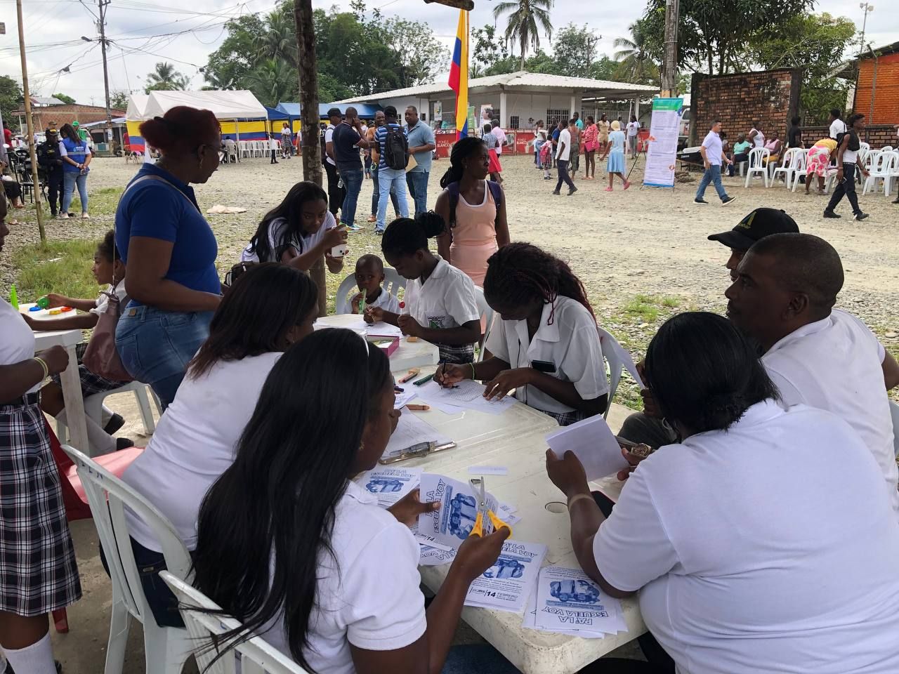 Buenaventura avanza en desarrollo social: Jornada integral beneficia a comunidades de Bajo Calima