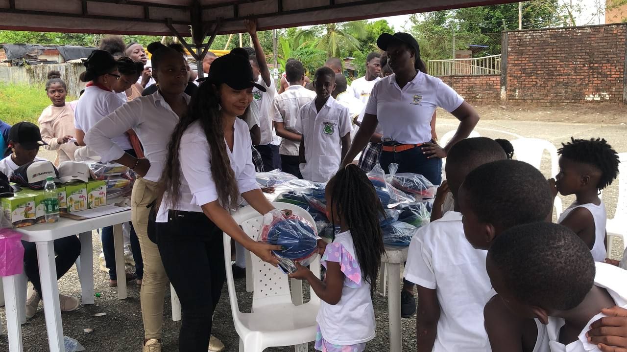 Buenaventura avanza en desarrollo social: Jornada integral beneficia a comunidades de Bajo Calima