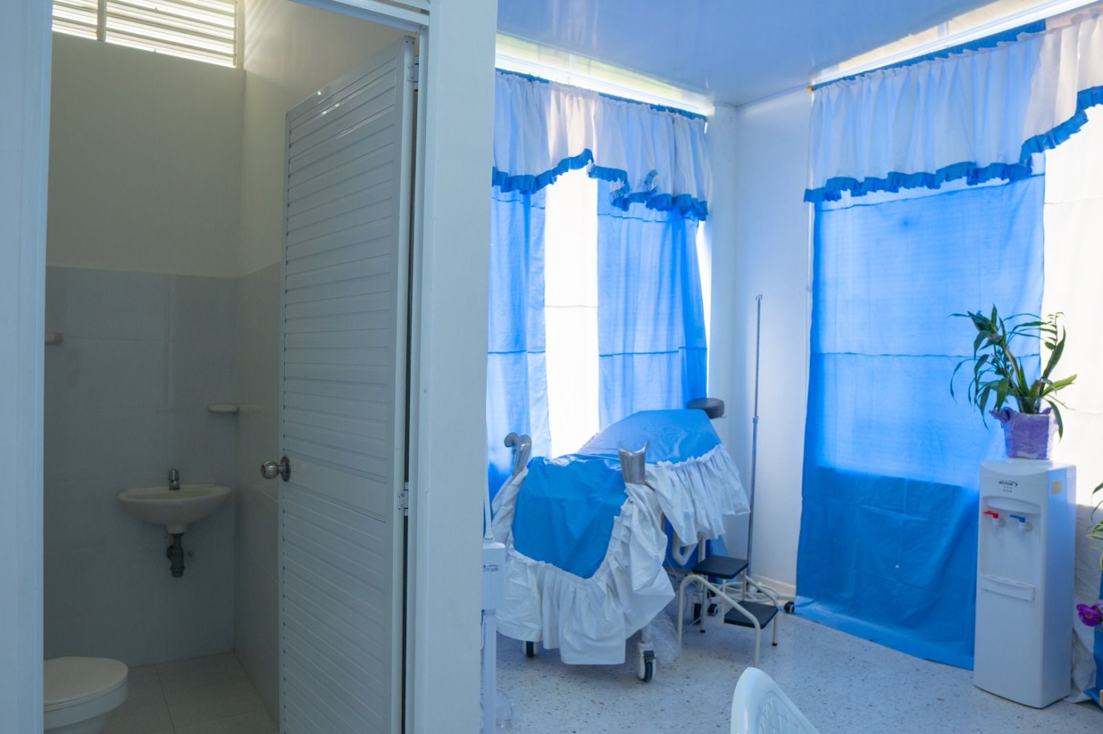 Buenaventura fortalece su red de salud: Alcaldía entrega obras de adecuación en seis centros y puestos asistenciales