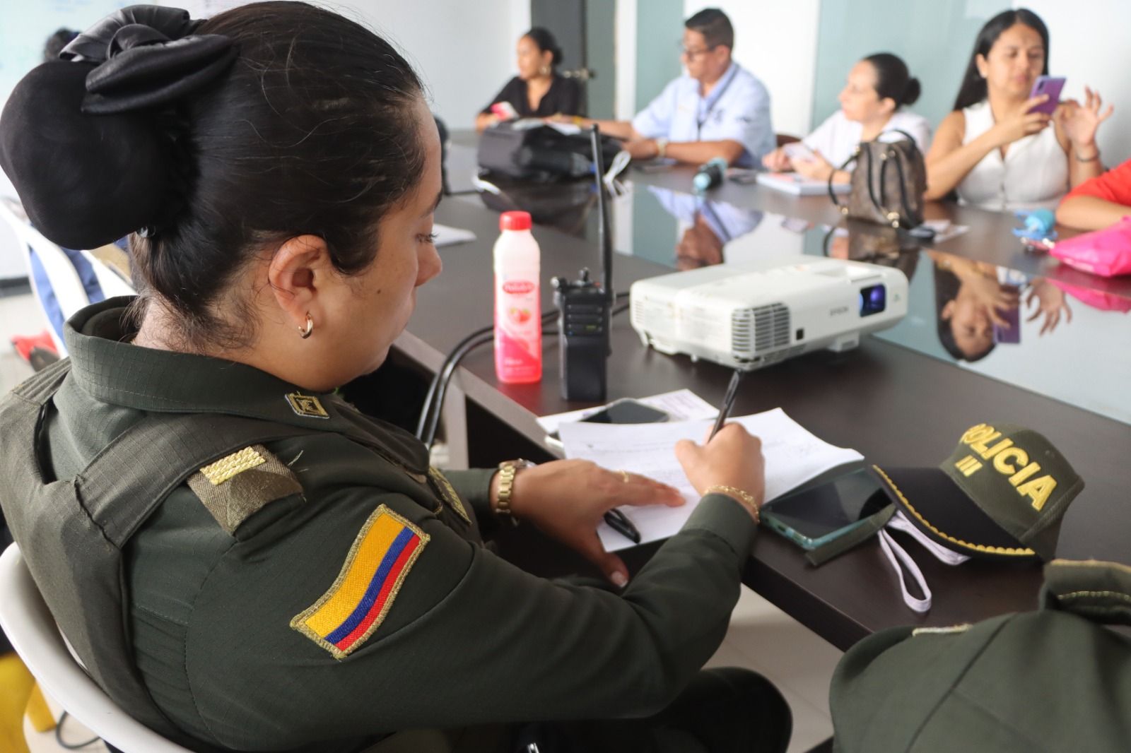 Actualizan la ruta de atención para mujeres Víctimas de Violencias Basadas en Género en Buenaventura