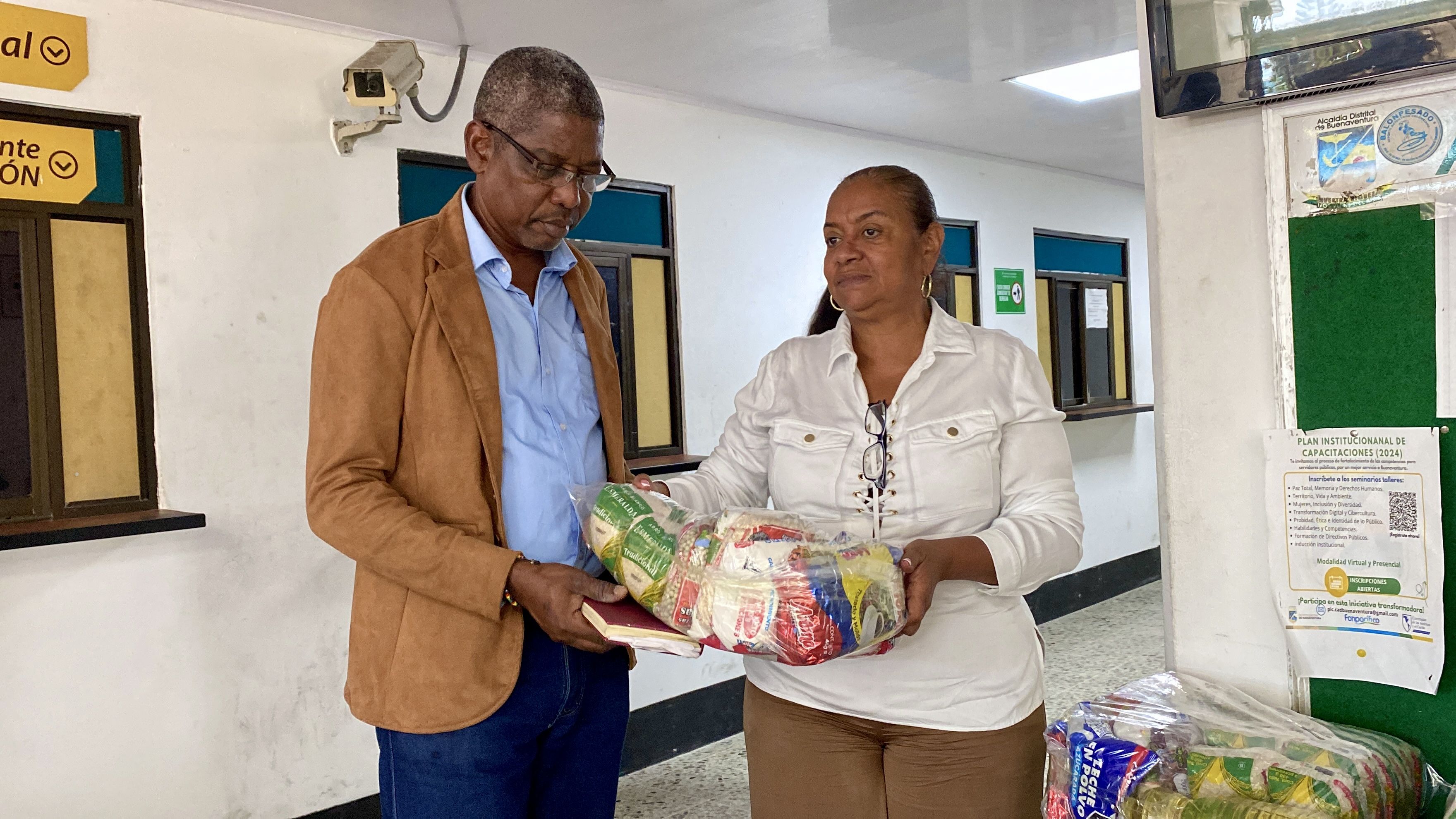 Alcaldía de Buenaventura refuerza atención humanitaria y seguridad en Bazán Bocana