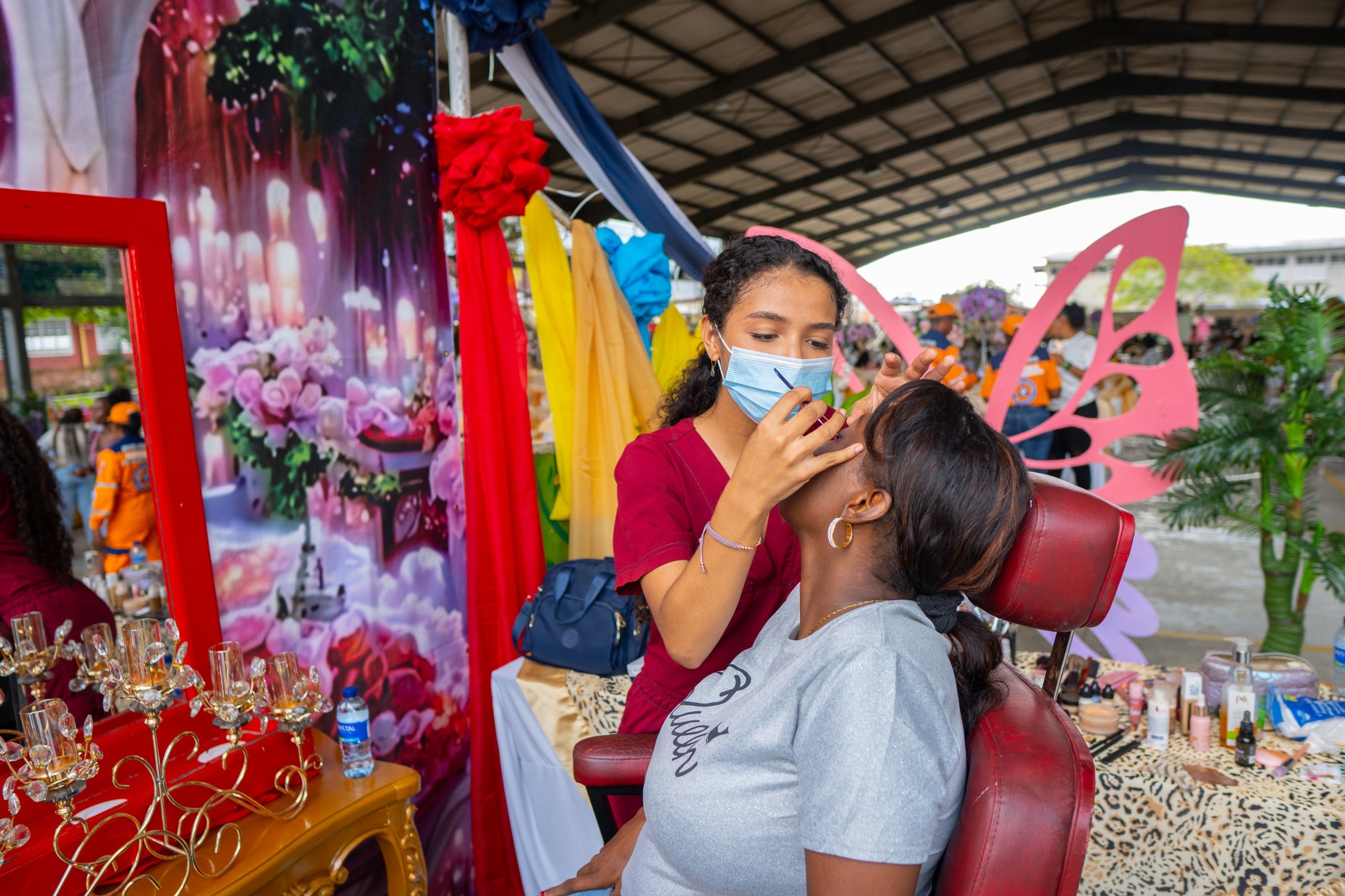 Buenaventura rinde homenaje a las mujeres en un emotivo evento liderado por la Alcaldía Distrital