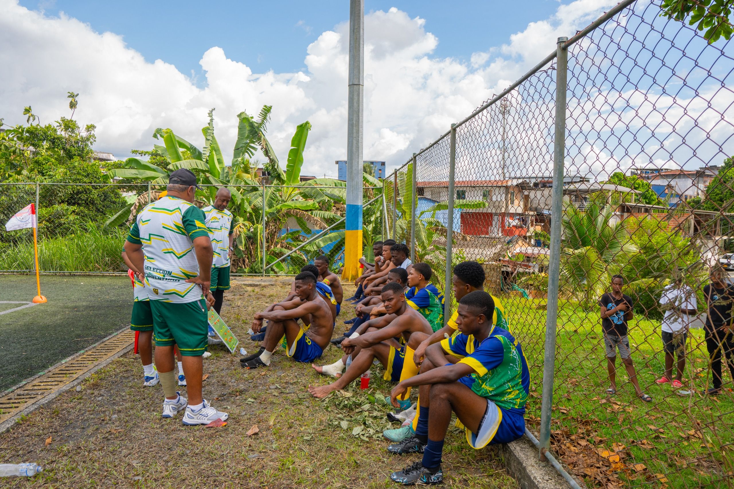    Buenaventura vive su fiesta deportiva: Selección debuta con empate en la Copa Telepacífico ante el respaldo masivo de su gente