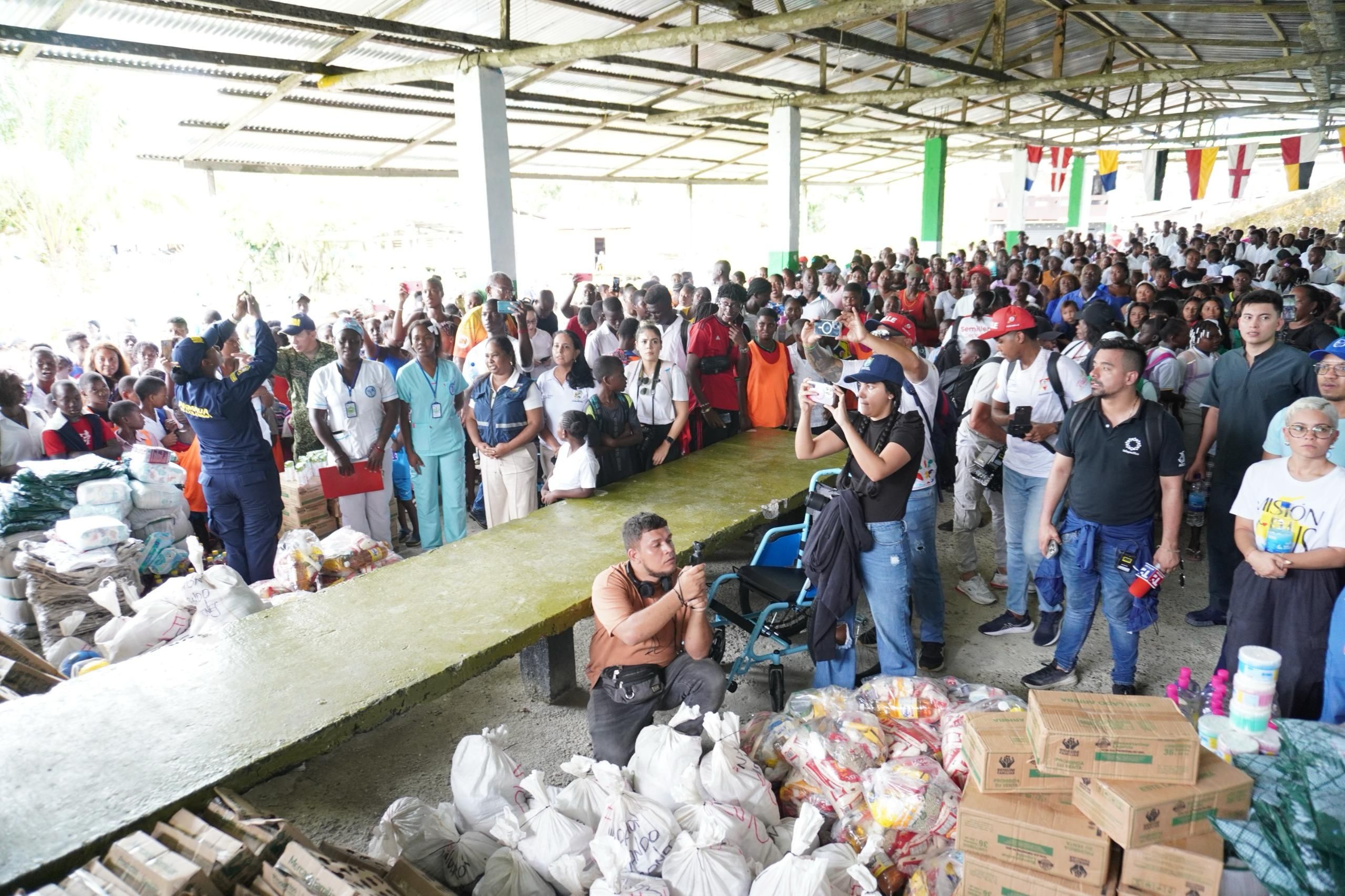 Alcaldía de Buenaventura y Gobernación del Valle unen fuerzas para llevar desarrollo al territorio del Naya.