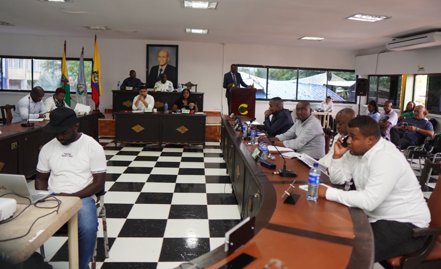 Buenaventura avanza en la mejora de su alumbrado público