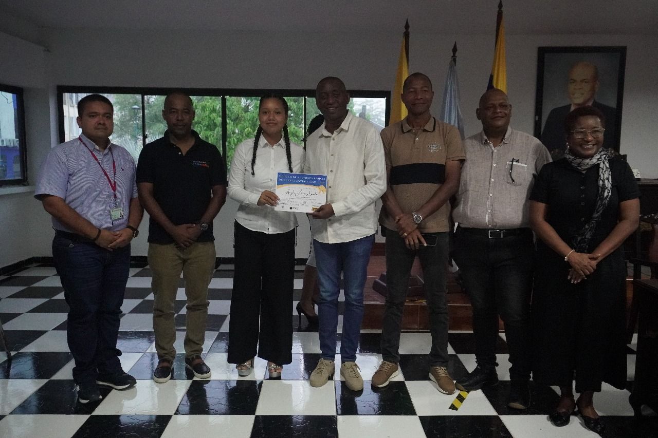 Debaten uso de energía atómica: estudiantes de Buenaventura brillan en simulación de la ONU
