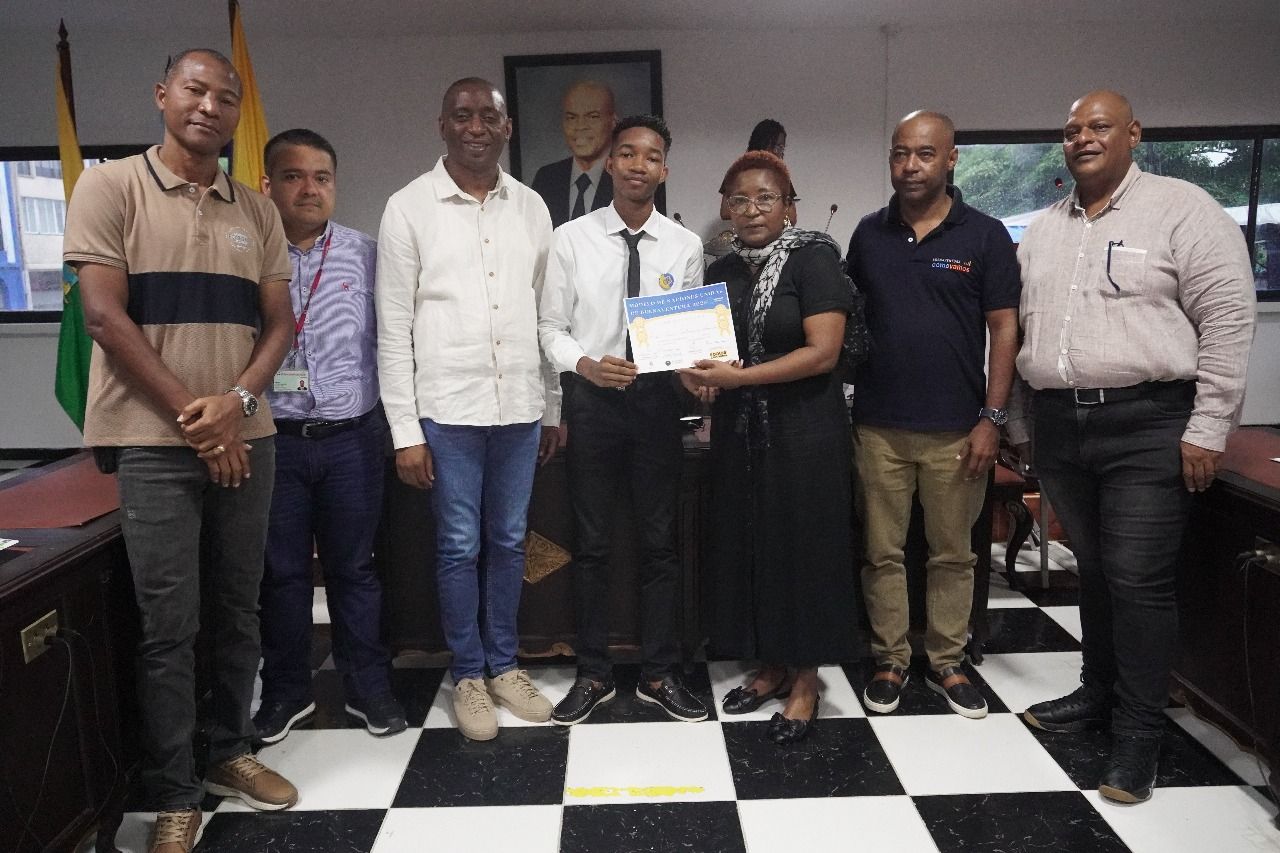 Debaten uso de energía atómica: estudiantes de Buenaventura brillan en simulación de la ONU