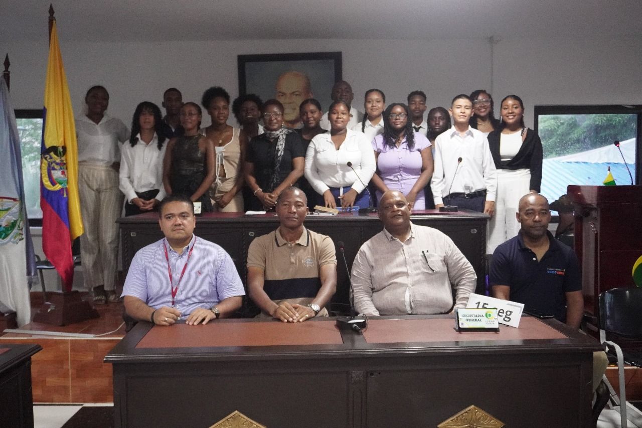 Debaten uso de energía atómica: estudiantes de Buenaventura brillan en simulación de la ONU