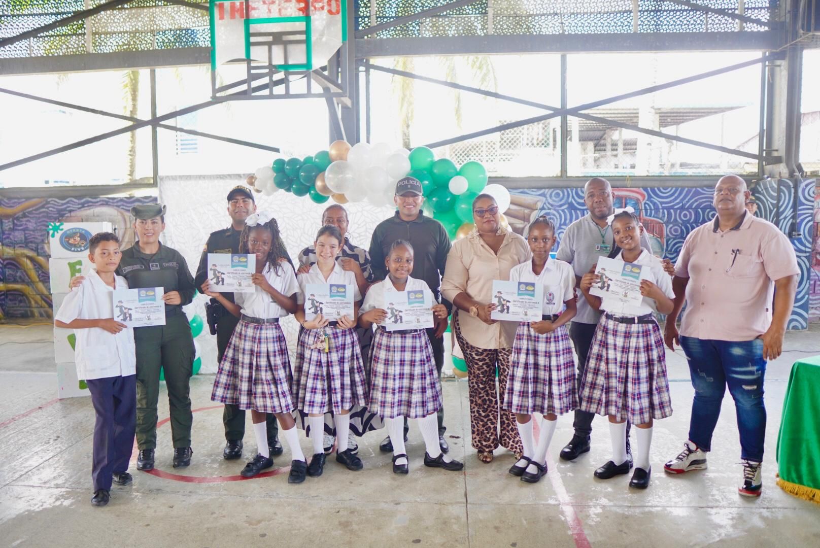 Buenaventura forma a 3.000 jóvenes en prevención de drogas en colegios del Distrito