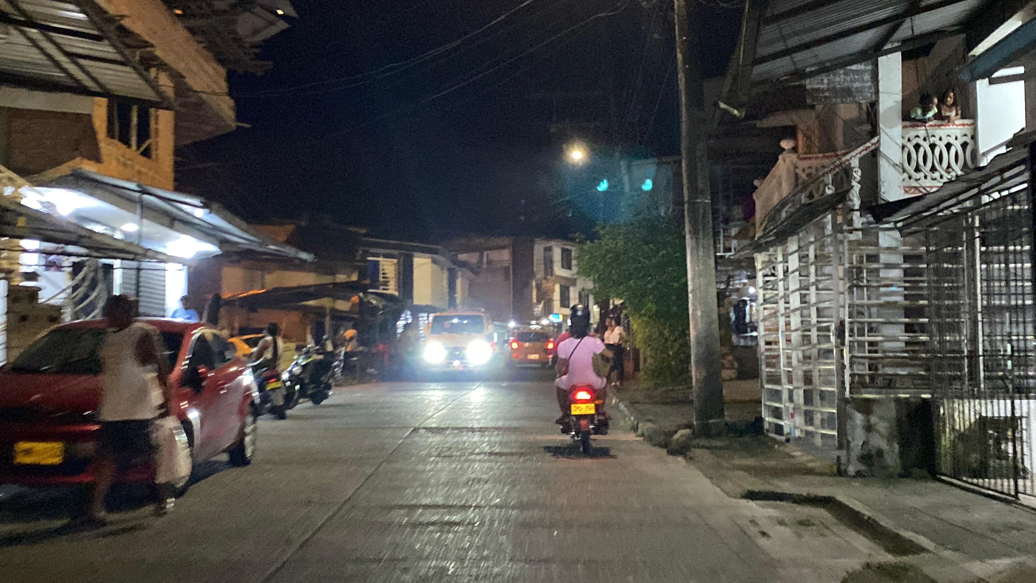 Segunda fase de modernización de alumbrado LED llega a más barrios de Buenaventura