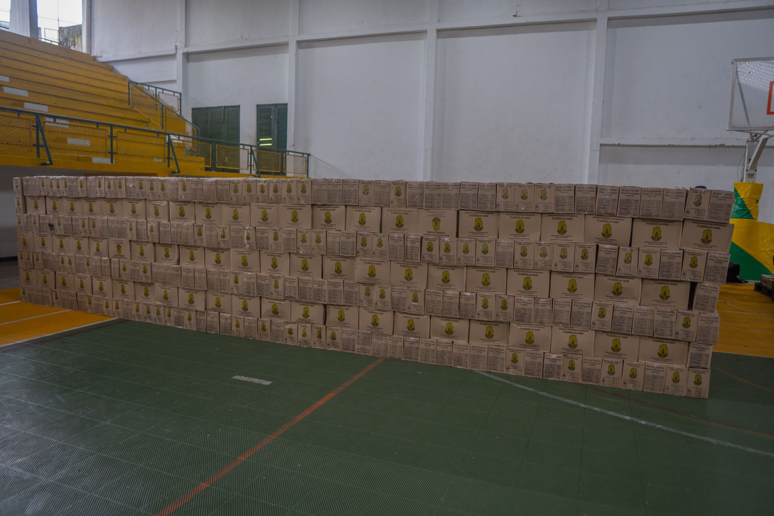 Buenaventura inicia entrega de asistencia humanitaria a más de 5.700 familias afectadas por vendaval