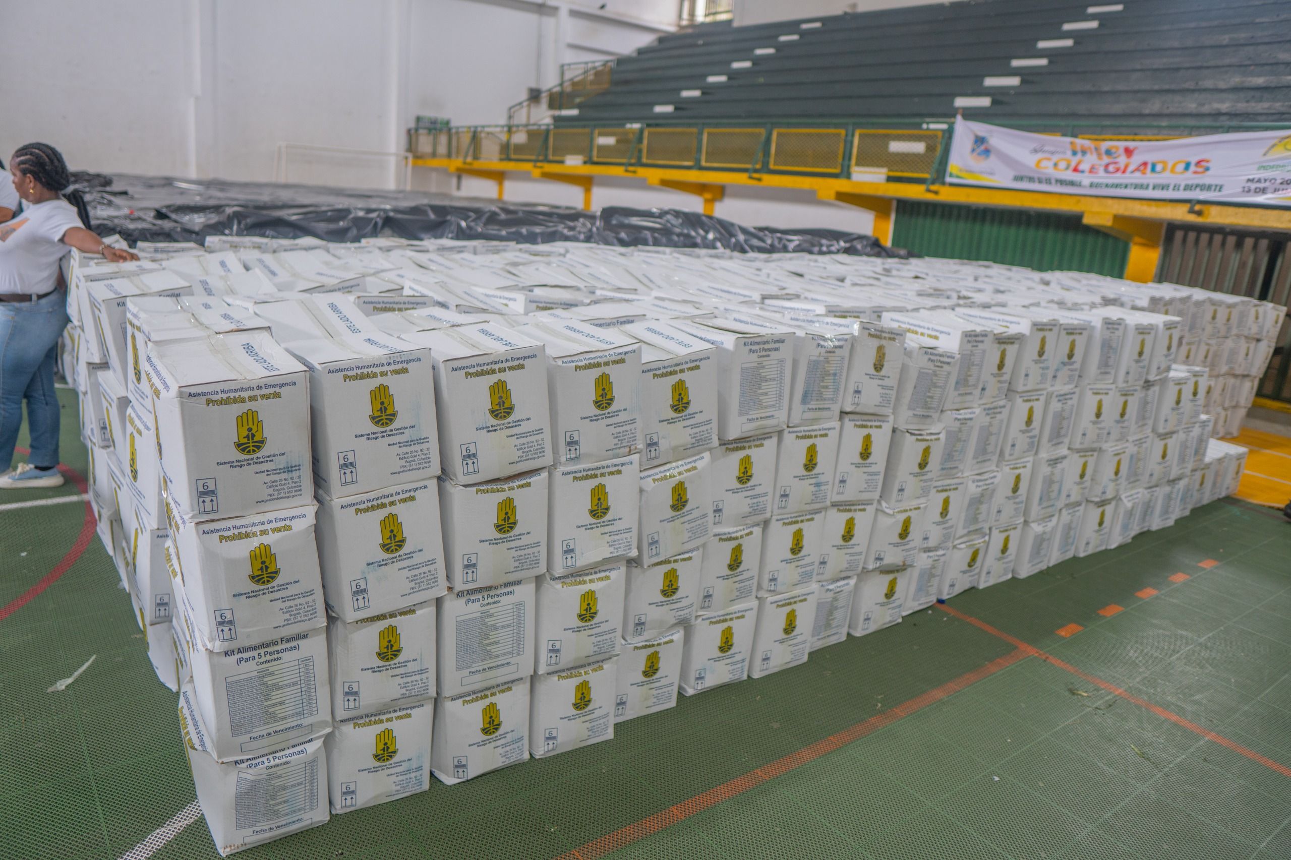 Buenaventura inicia entrega de asistencia humanitaria a más de 5.700 familias afectadas por vendaval